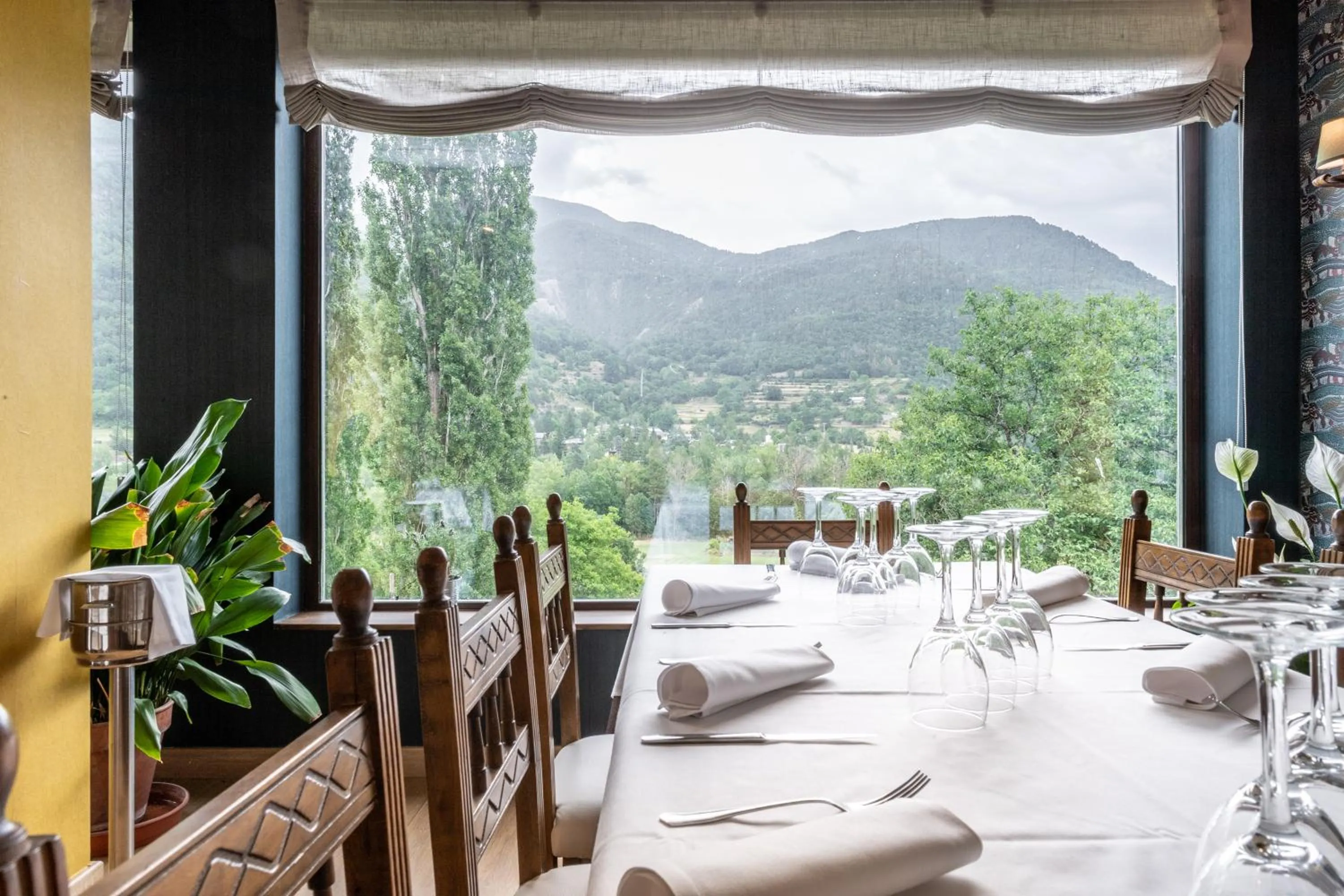 Restaurant/places to eat in Hotel de Montaña El Mirador