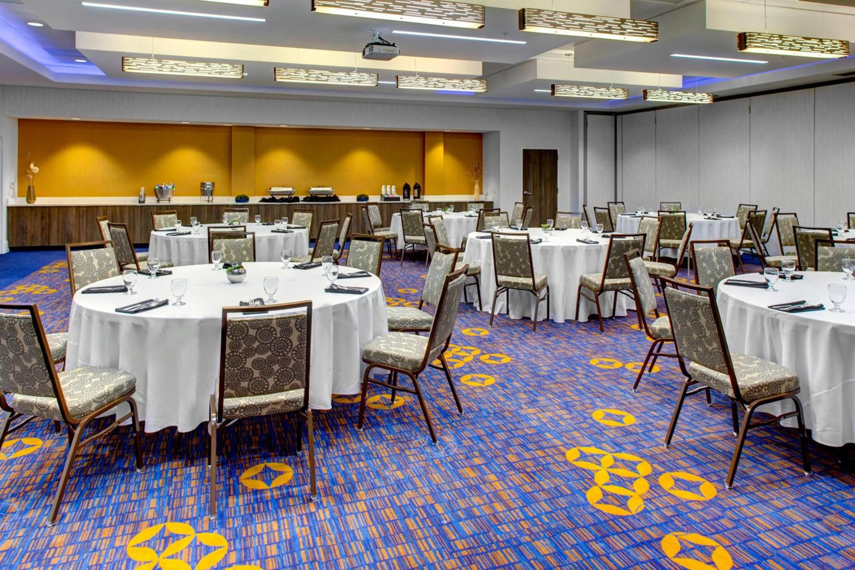Meeting/conference room in Courtyard by Marriott Carrollton