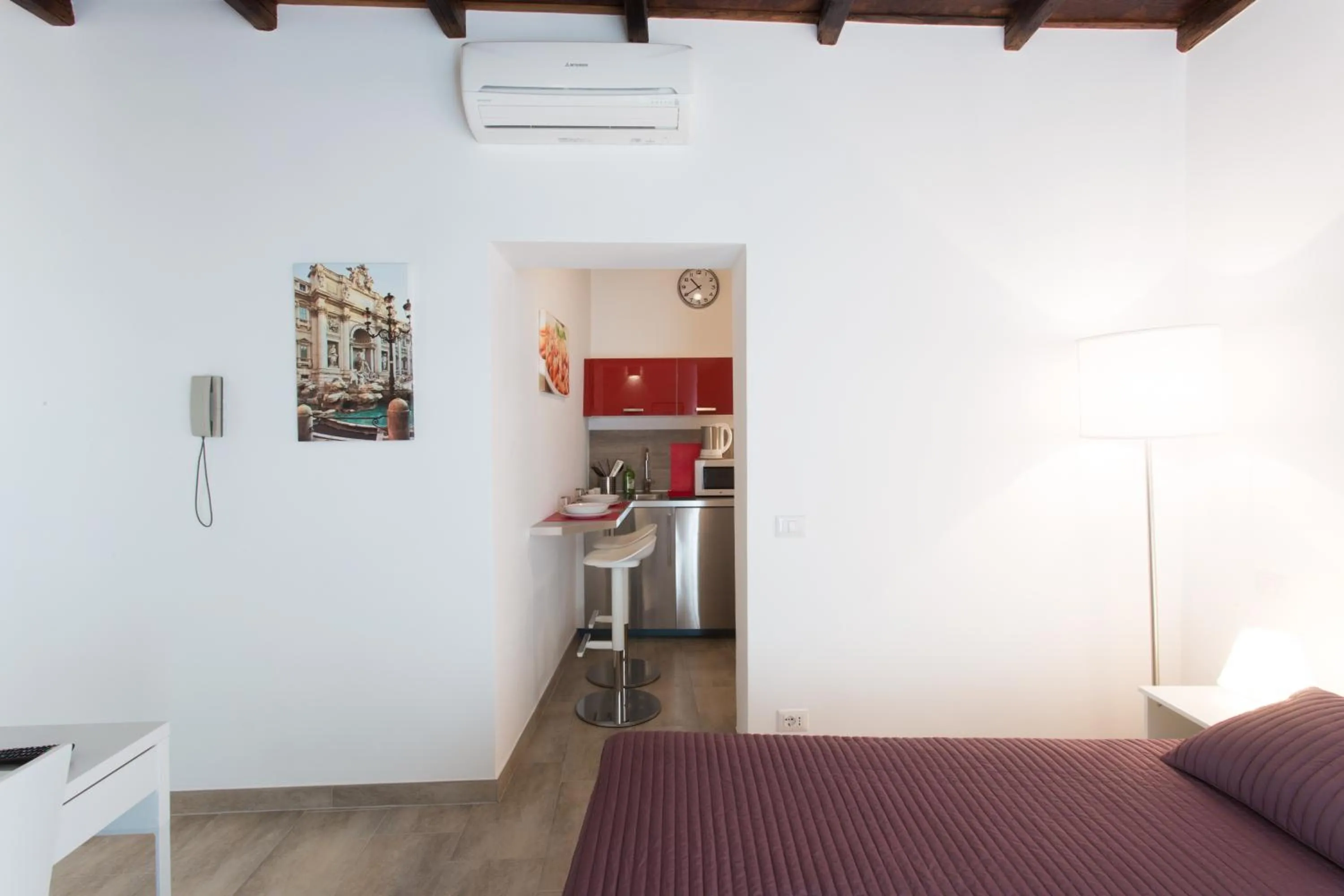 Photo of the whole room, Bed in Domenichino Luxury Home