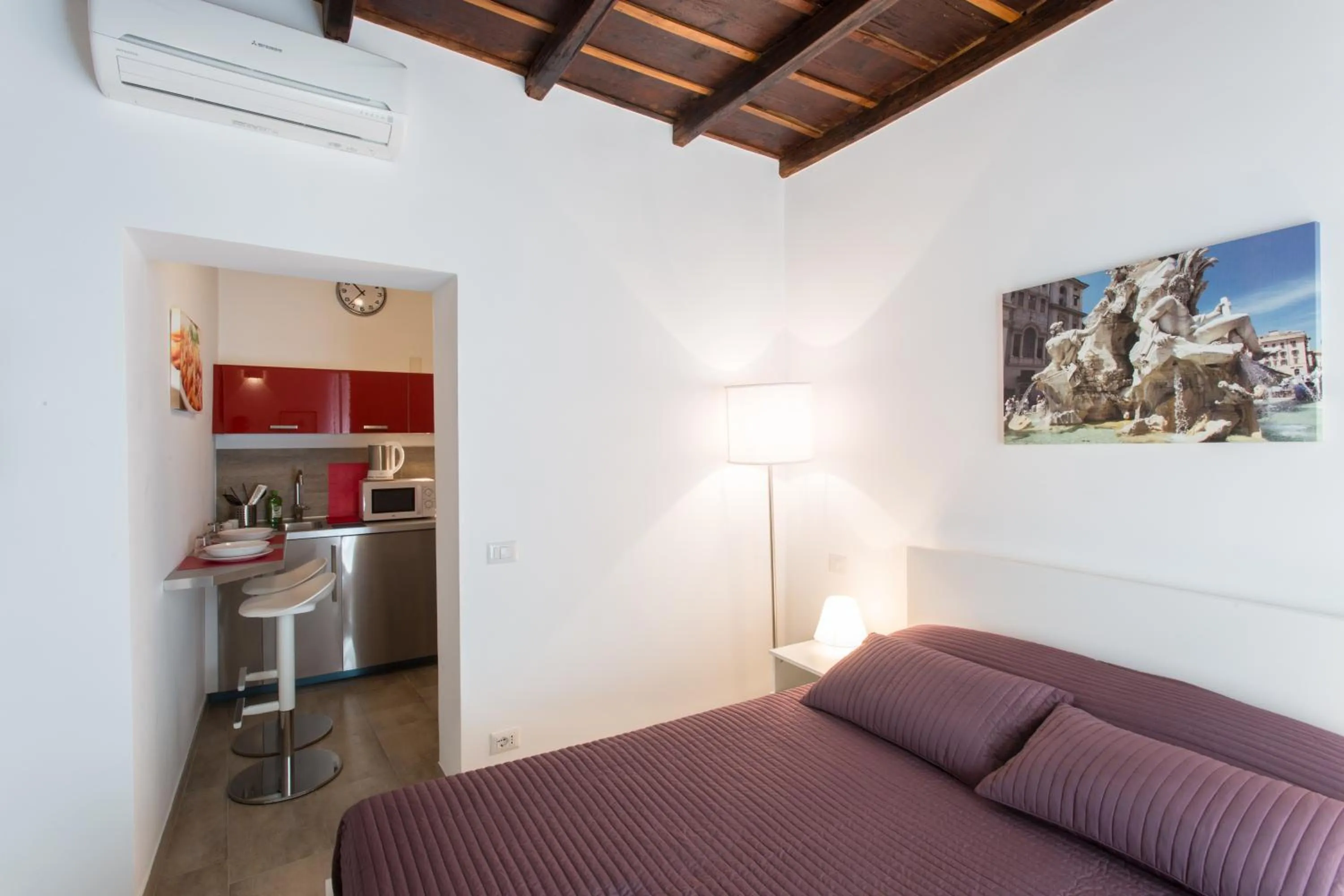 Photo of the whole room, Bed in Domenichino Luxury Home