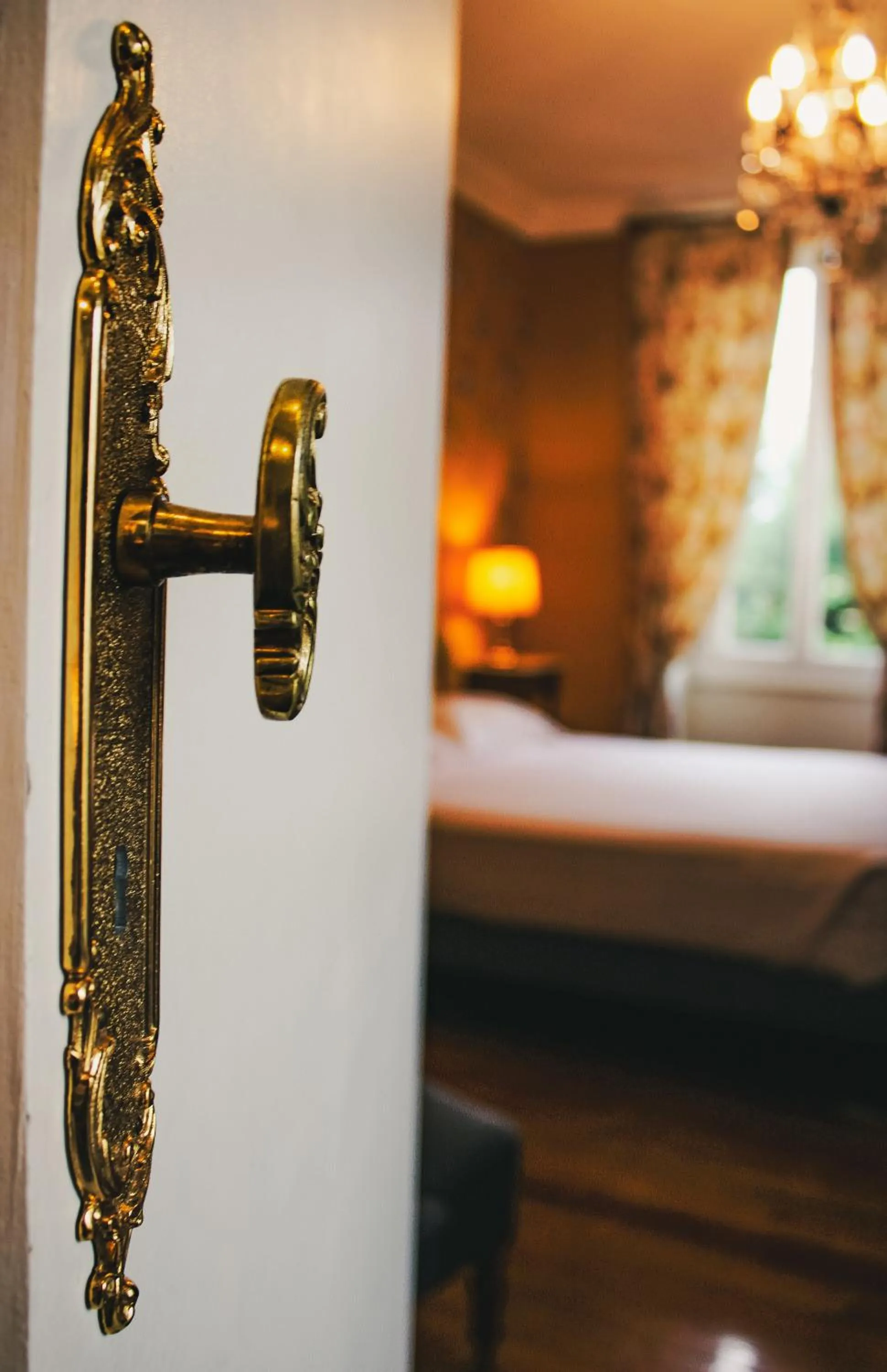 Bedroom in Hotel La Villa Fleurie