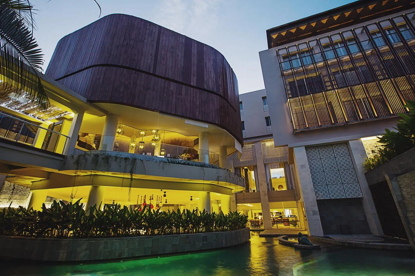 Bali Paragon Resort Hotel