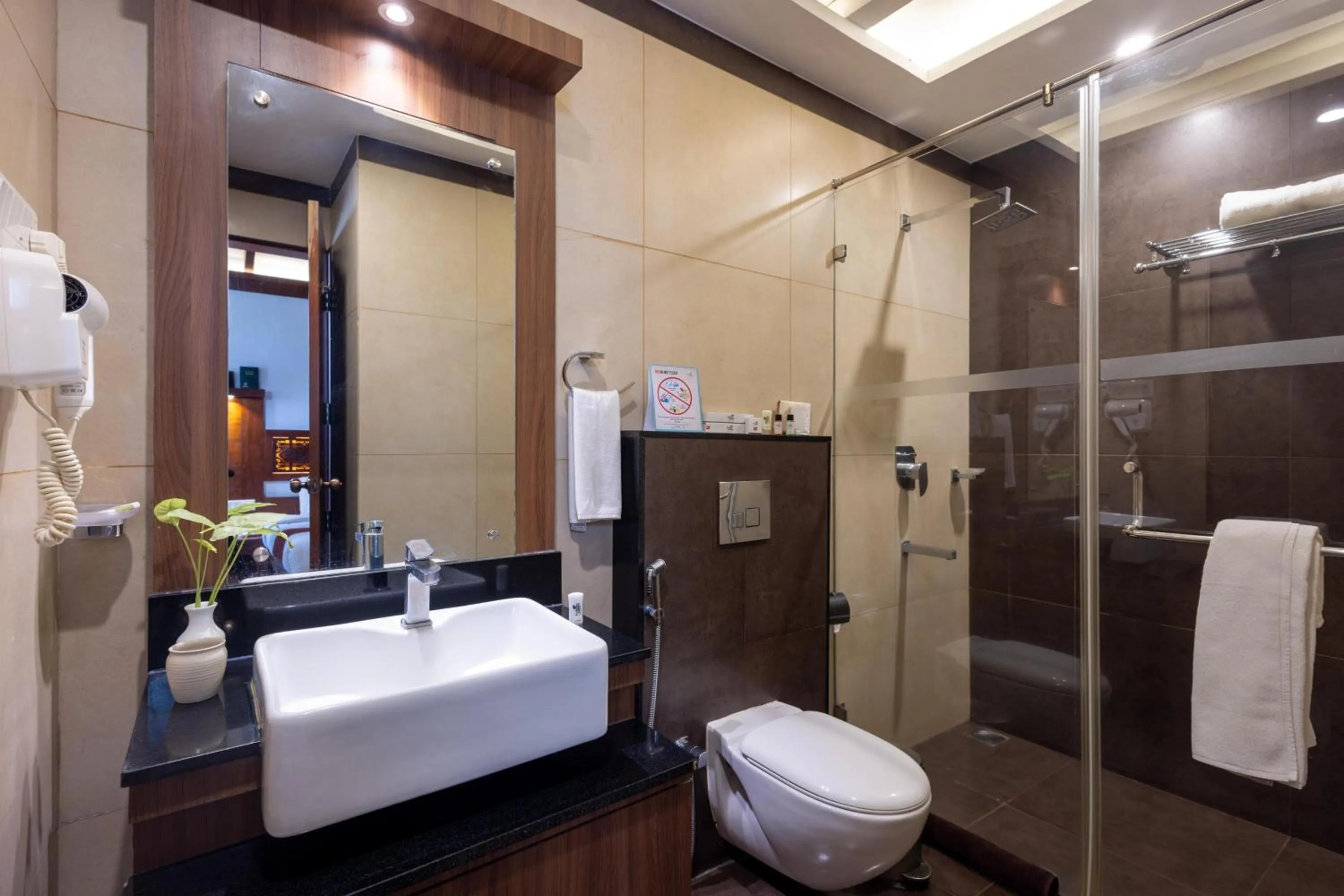 Shower in Forest Canopy Thekkady