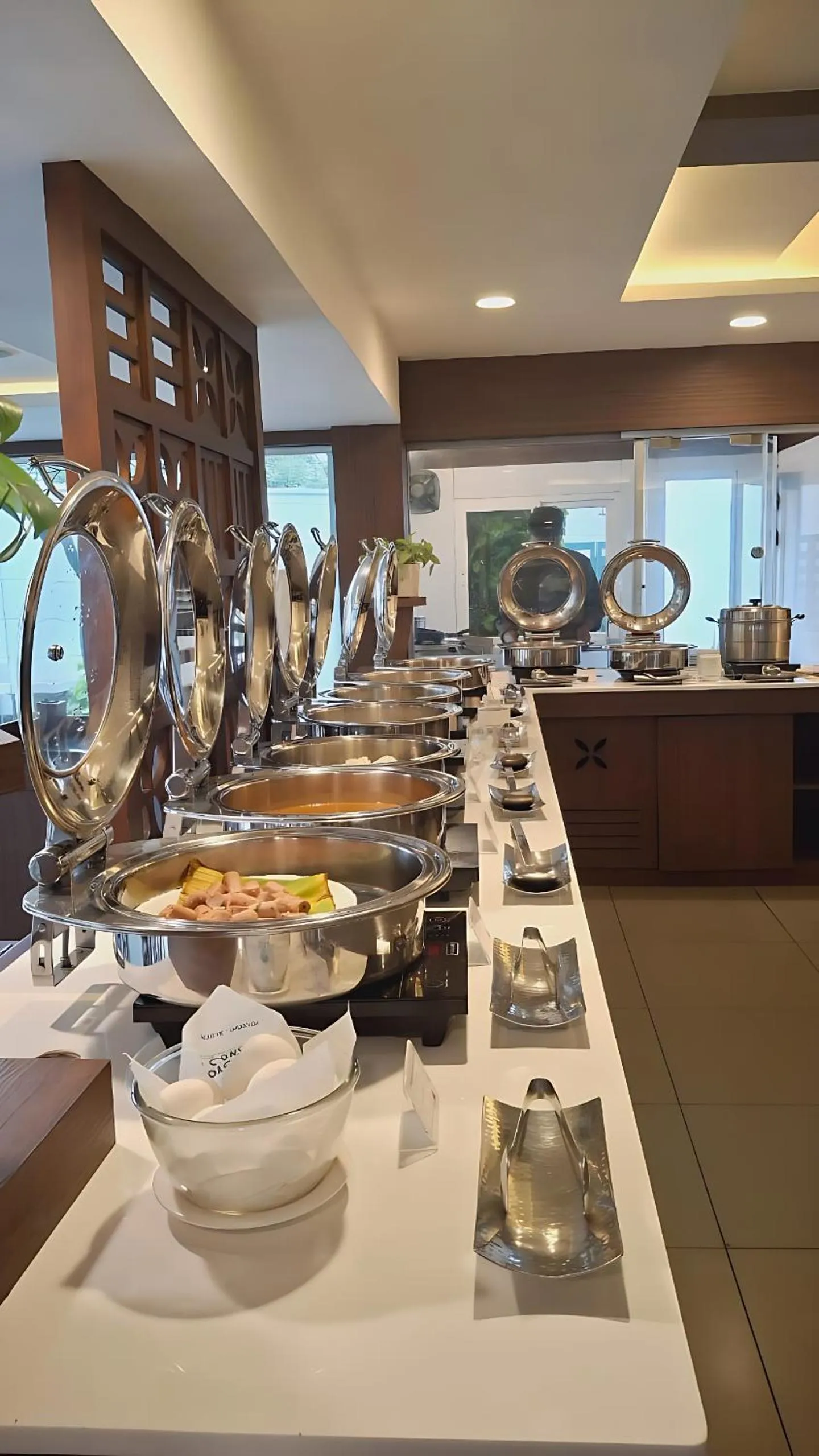 Breakfast in Forest Canopy Thekkady