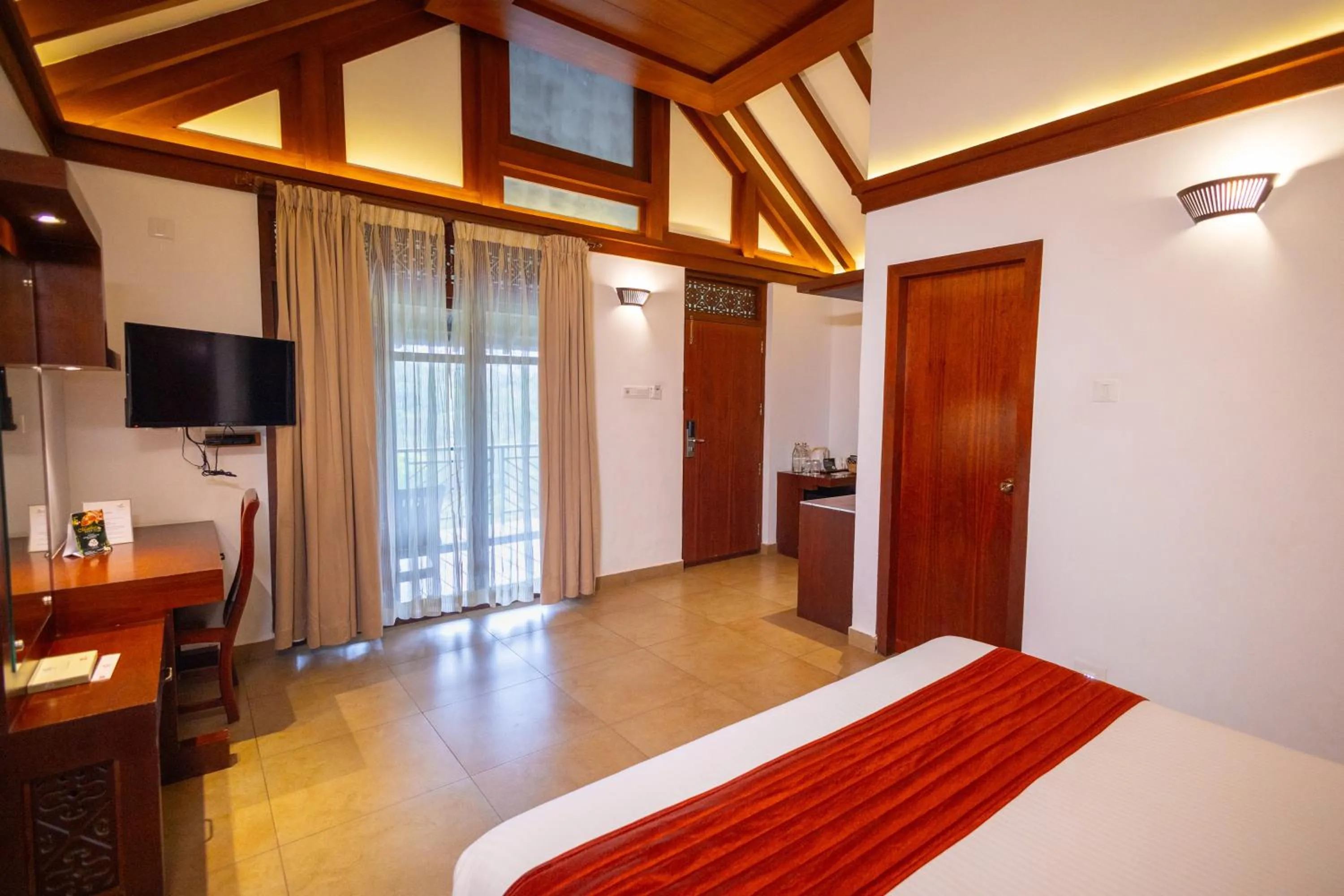 Bed in Forest Canopy Thekkady