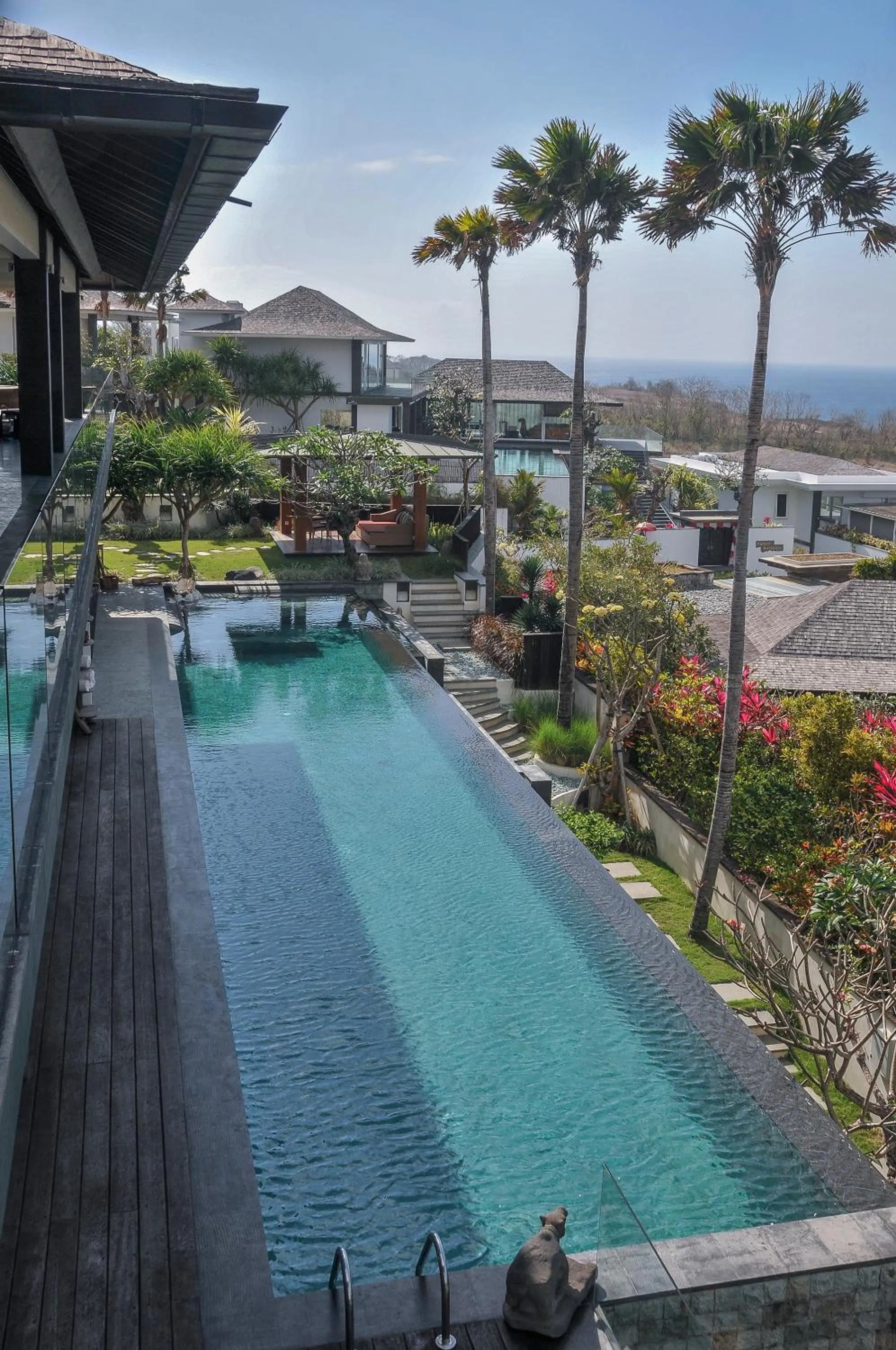 Communal lounge/ TV room in Private Villas of Bali