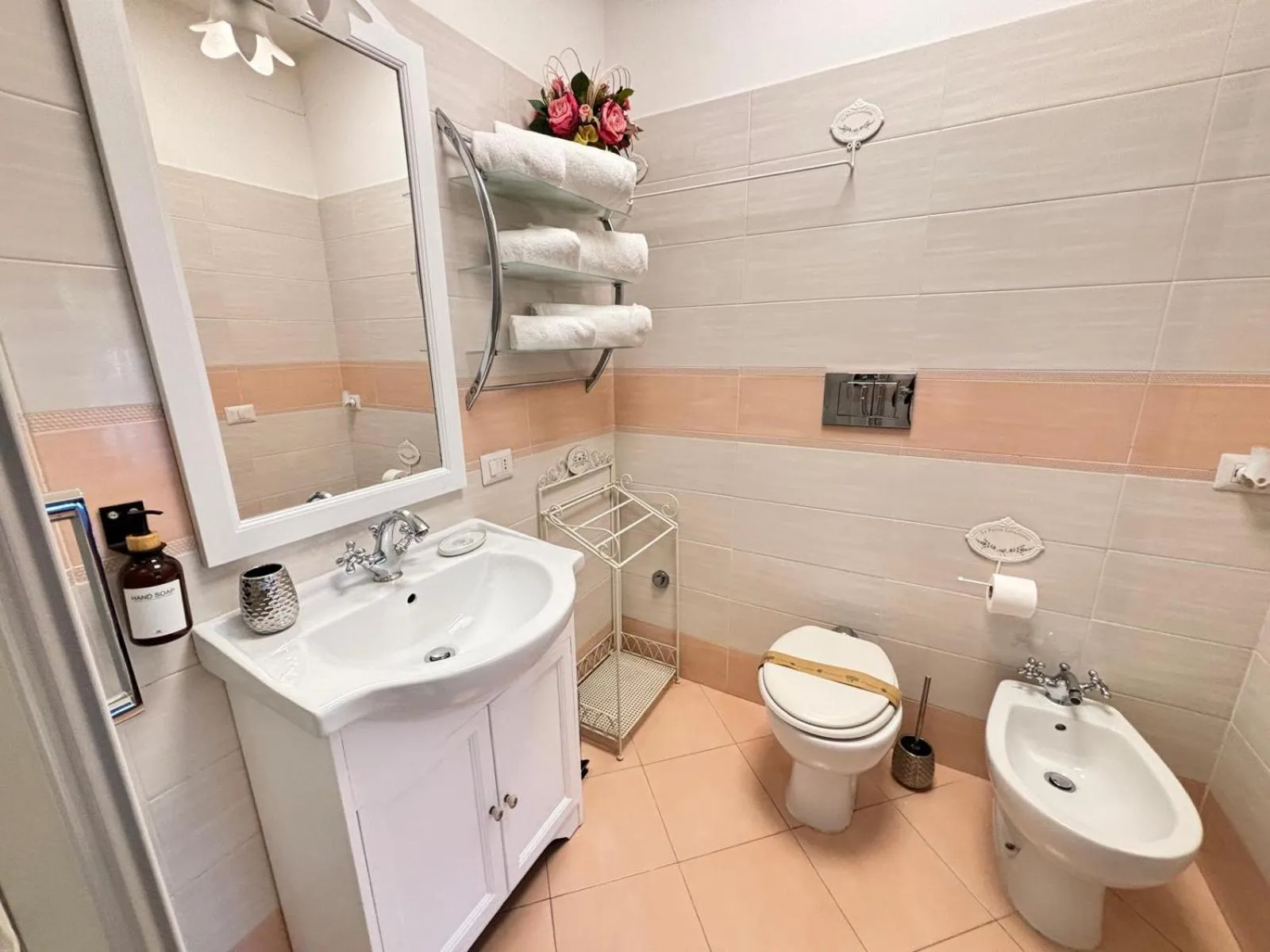 Toilet in Mami Guest House Rome Vatican St Peters