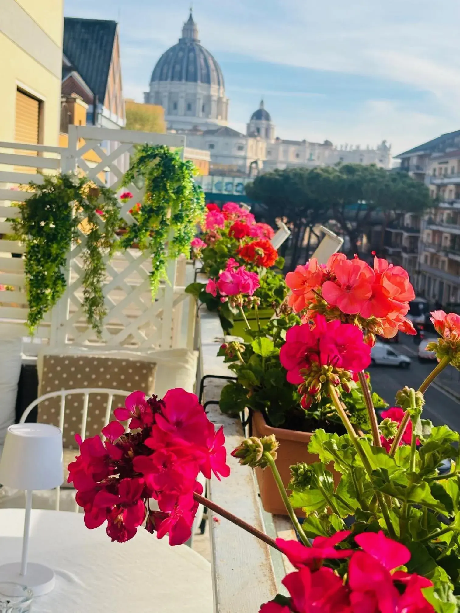 Triple Room with Private Bathroom in Mami Guest House Rome Vatican St Peters Triple Room with Private Bathroom in Mami Guest House Rome Vatican St Peters