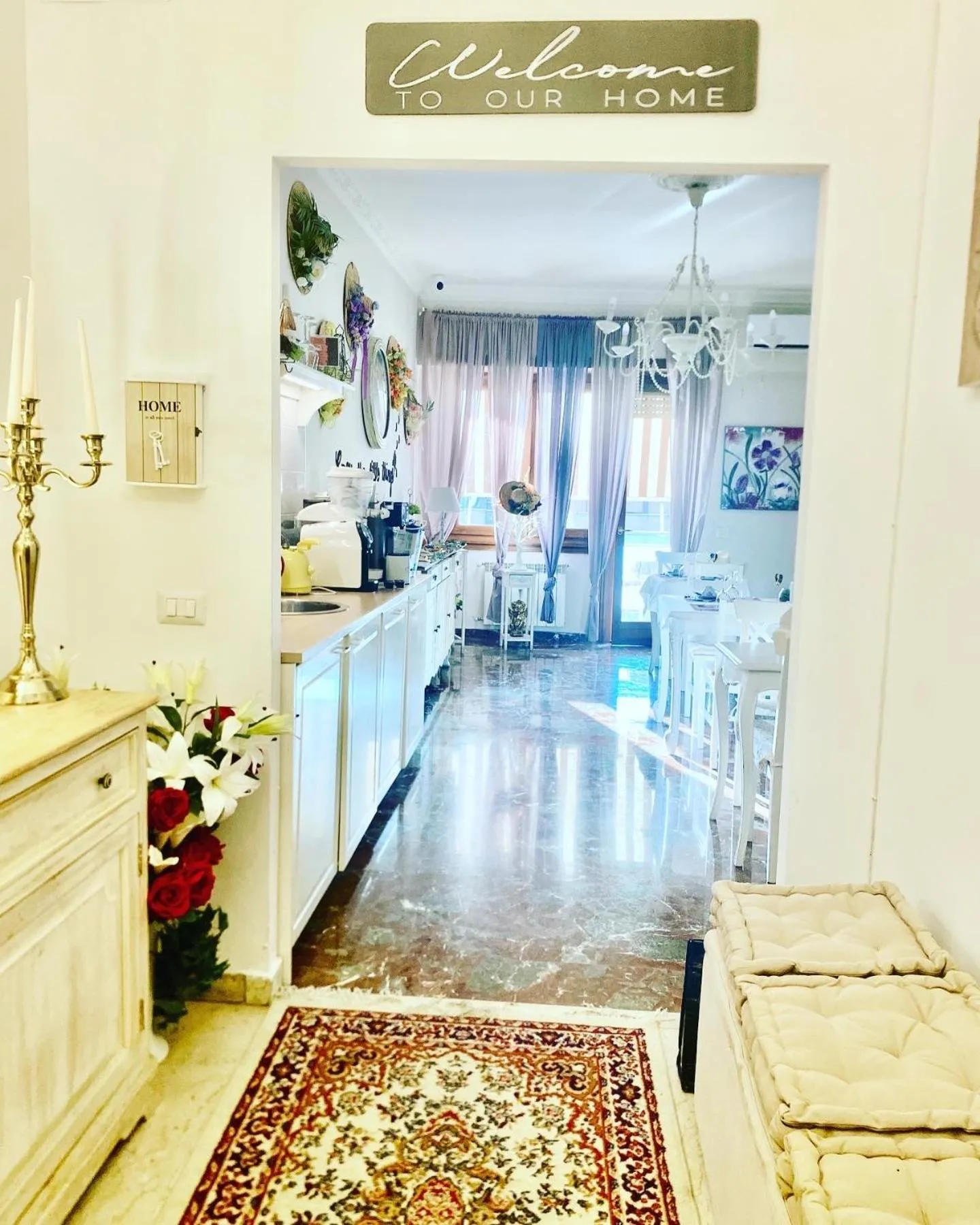 Kitchen or kitchenette in Mami Guest House Rome Vatican St Peters