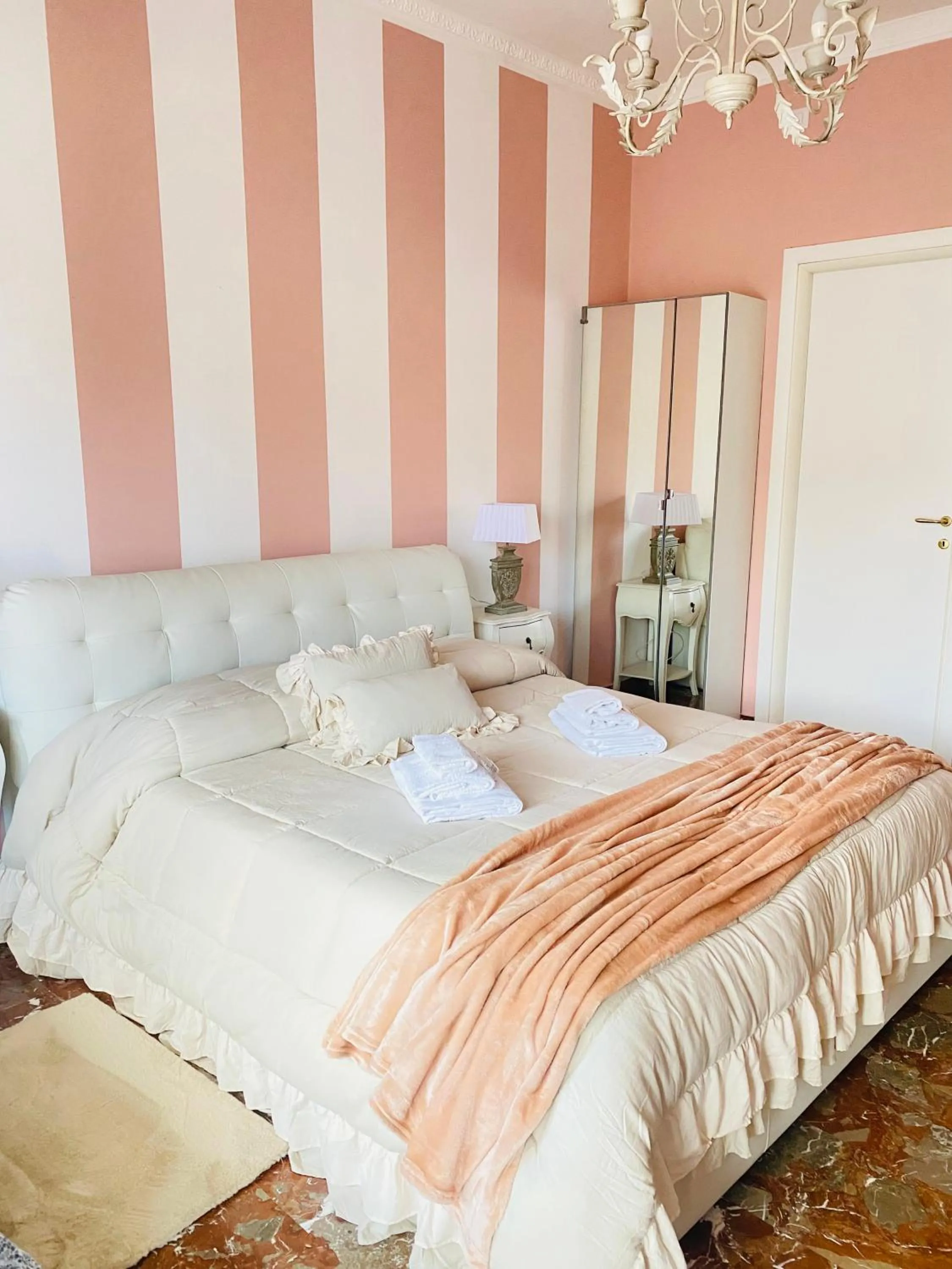 Bed in Mami Guest House Rome Vatican St Peters