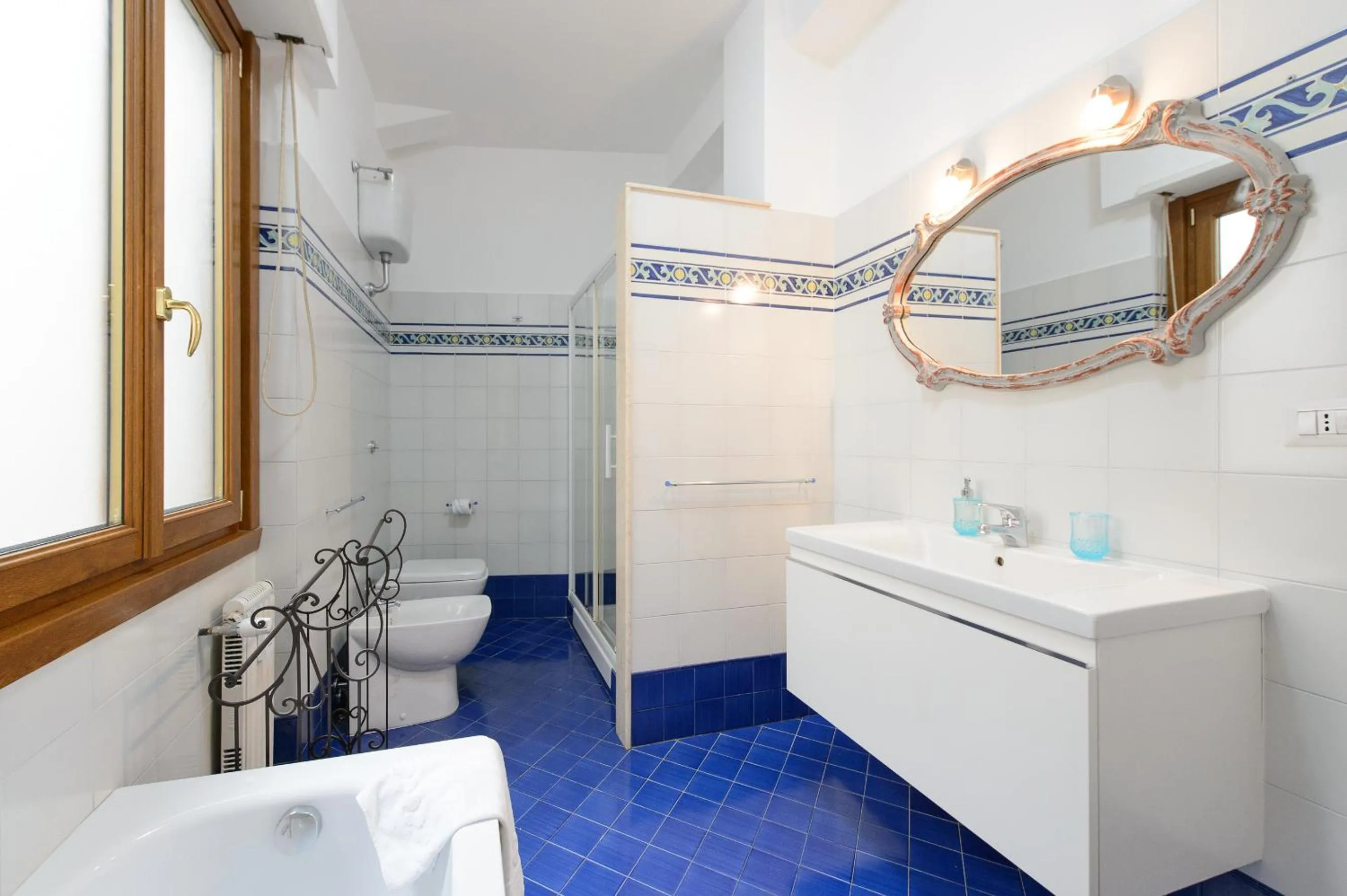 Shower in Mami Guest House Rome Vatican St Peters