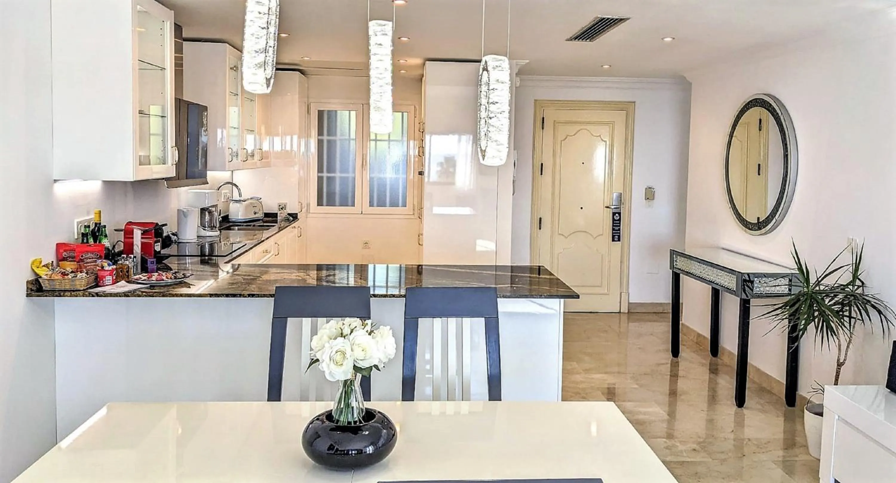 kitchen in Coral Beach Aparthotel