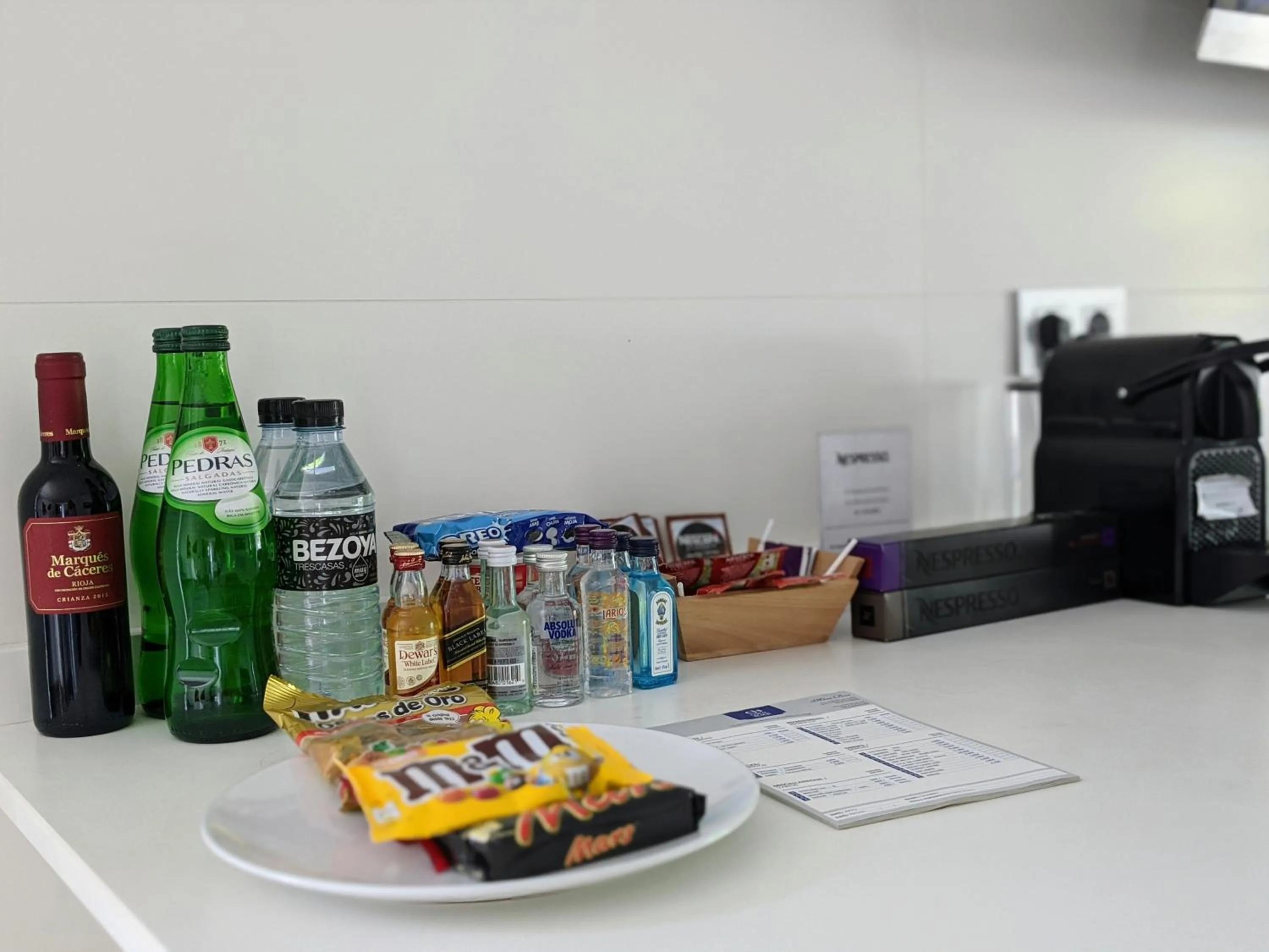 oven in Coral Beach Aparthotel
