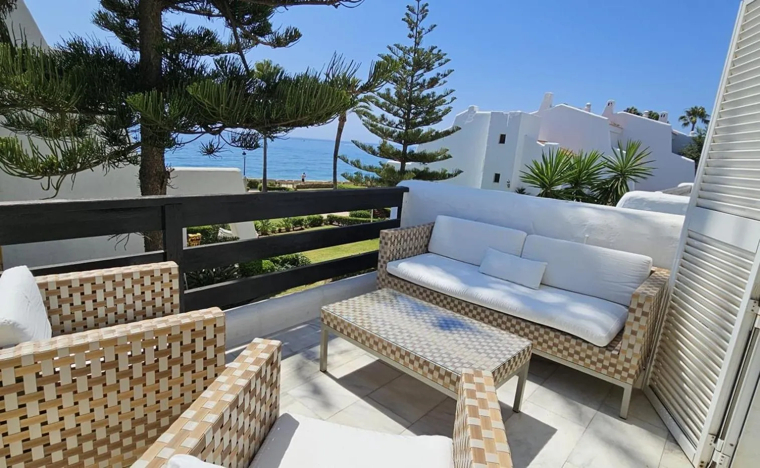 Balcony/Terrace in Coral Beach Aparthotel