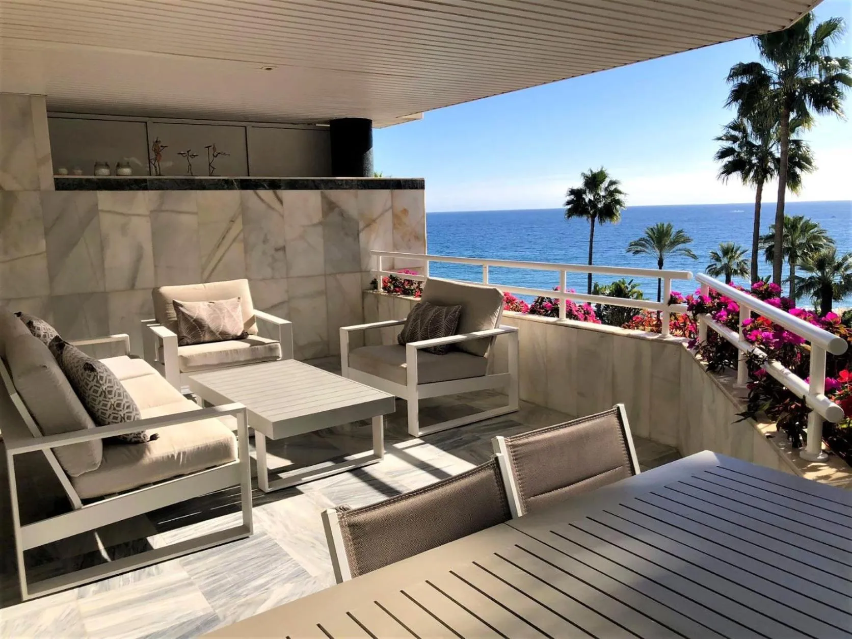 Balcony/Terrace in Coral Beach Aparthotel