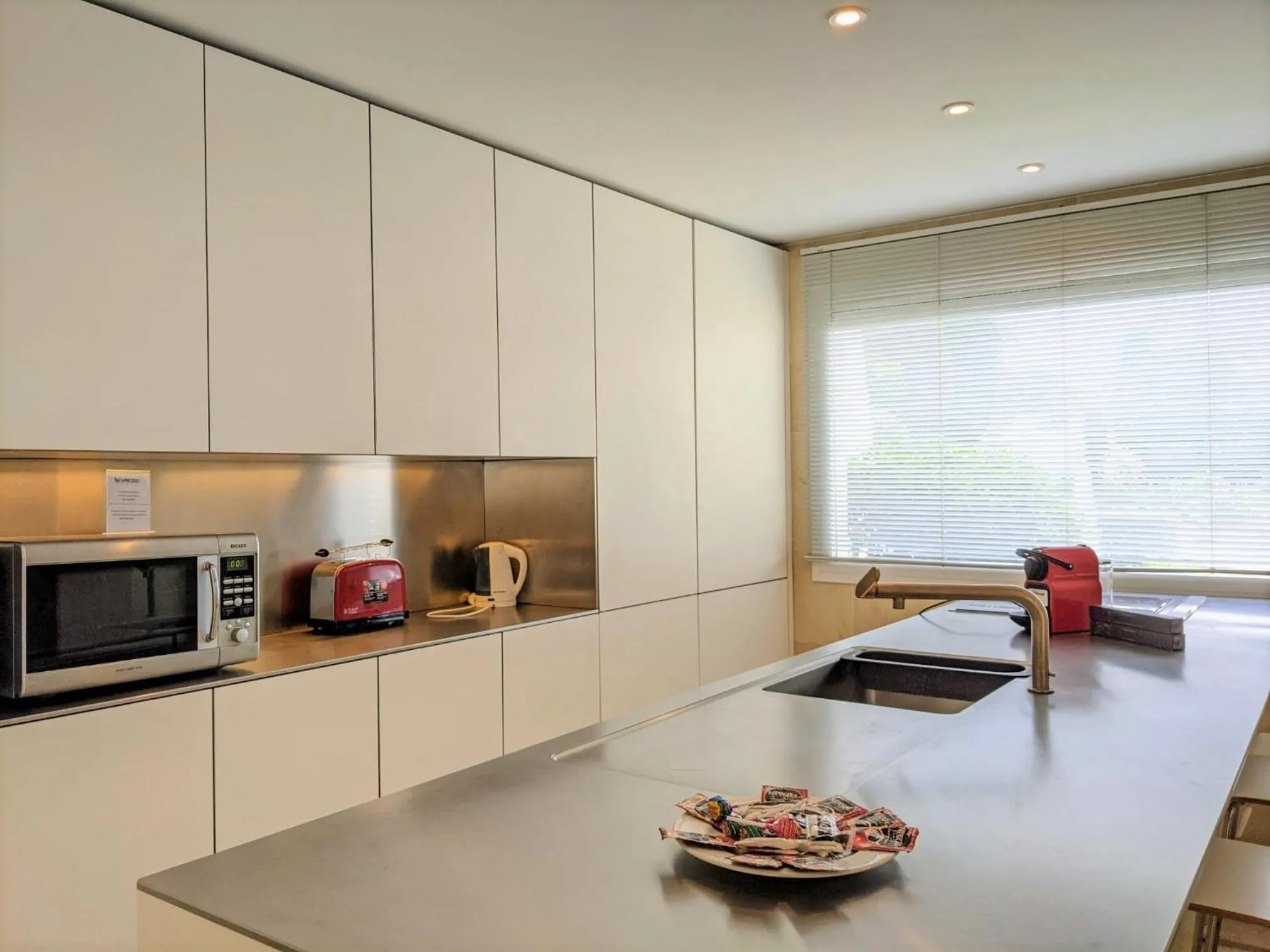kitchen in Coral Beach Aparthotel
