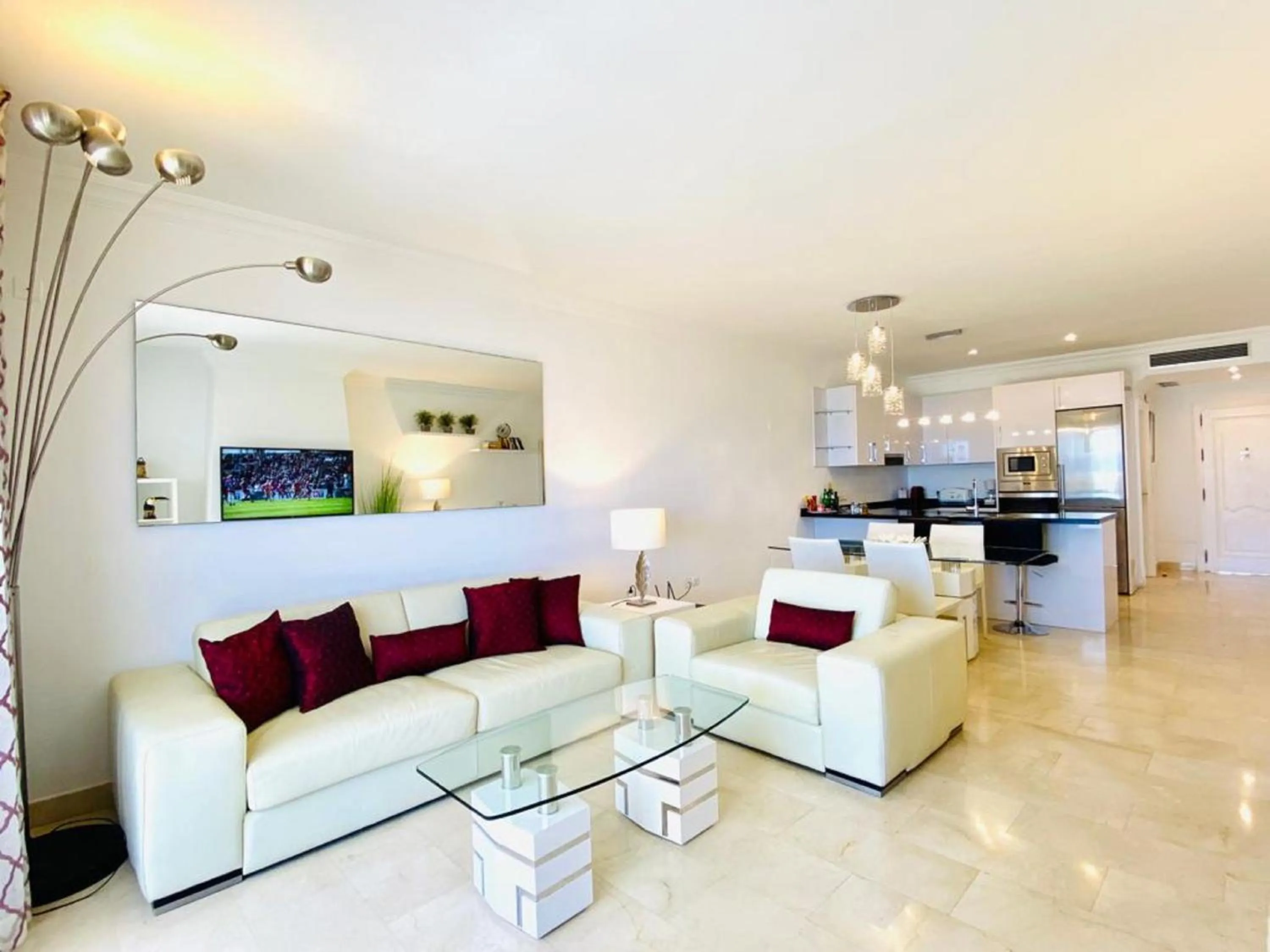 Living room in Coral Beach Aparthotel