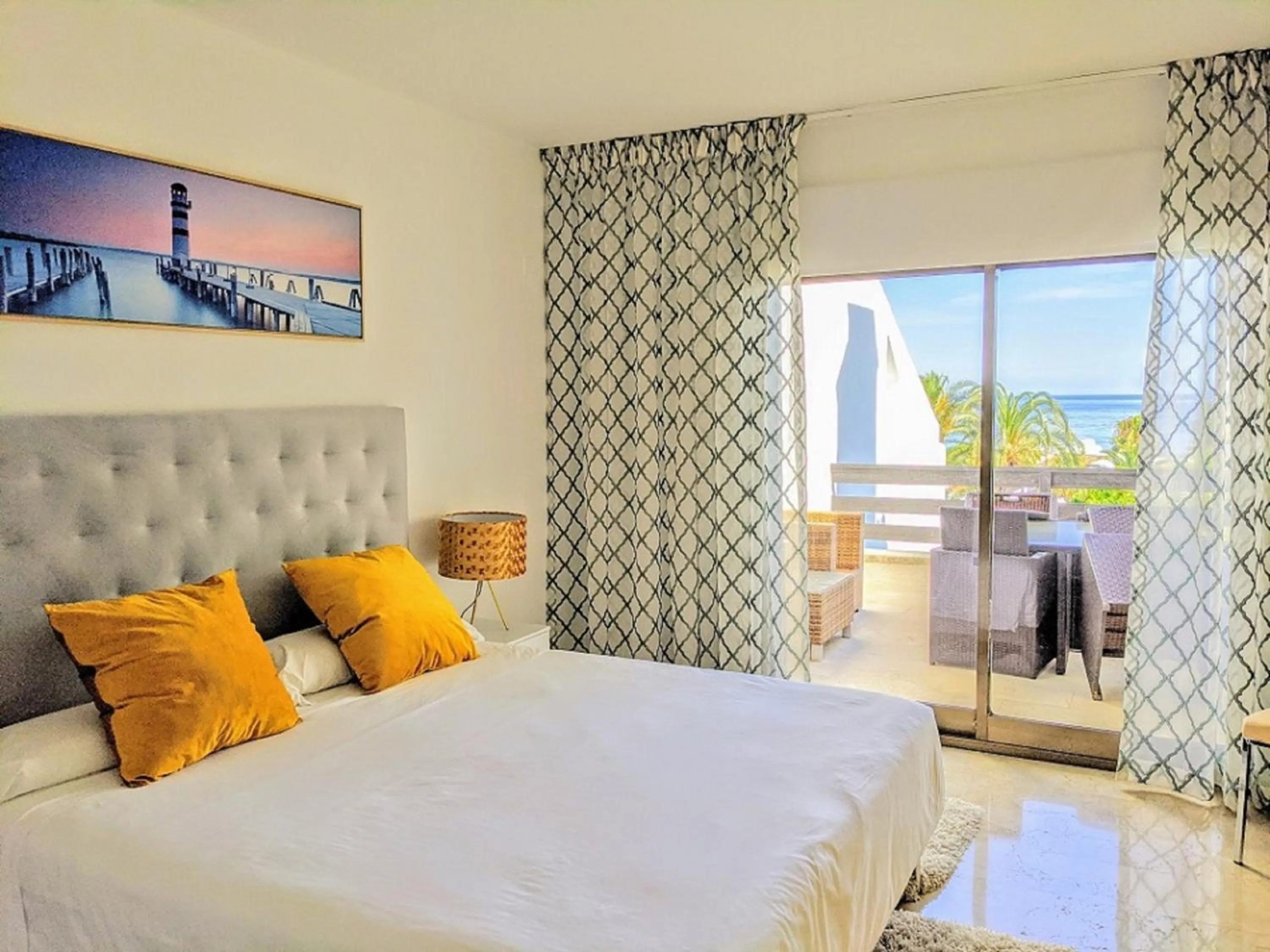 Bedroom, Bed in Coral Beach Aparthotel