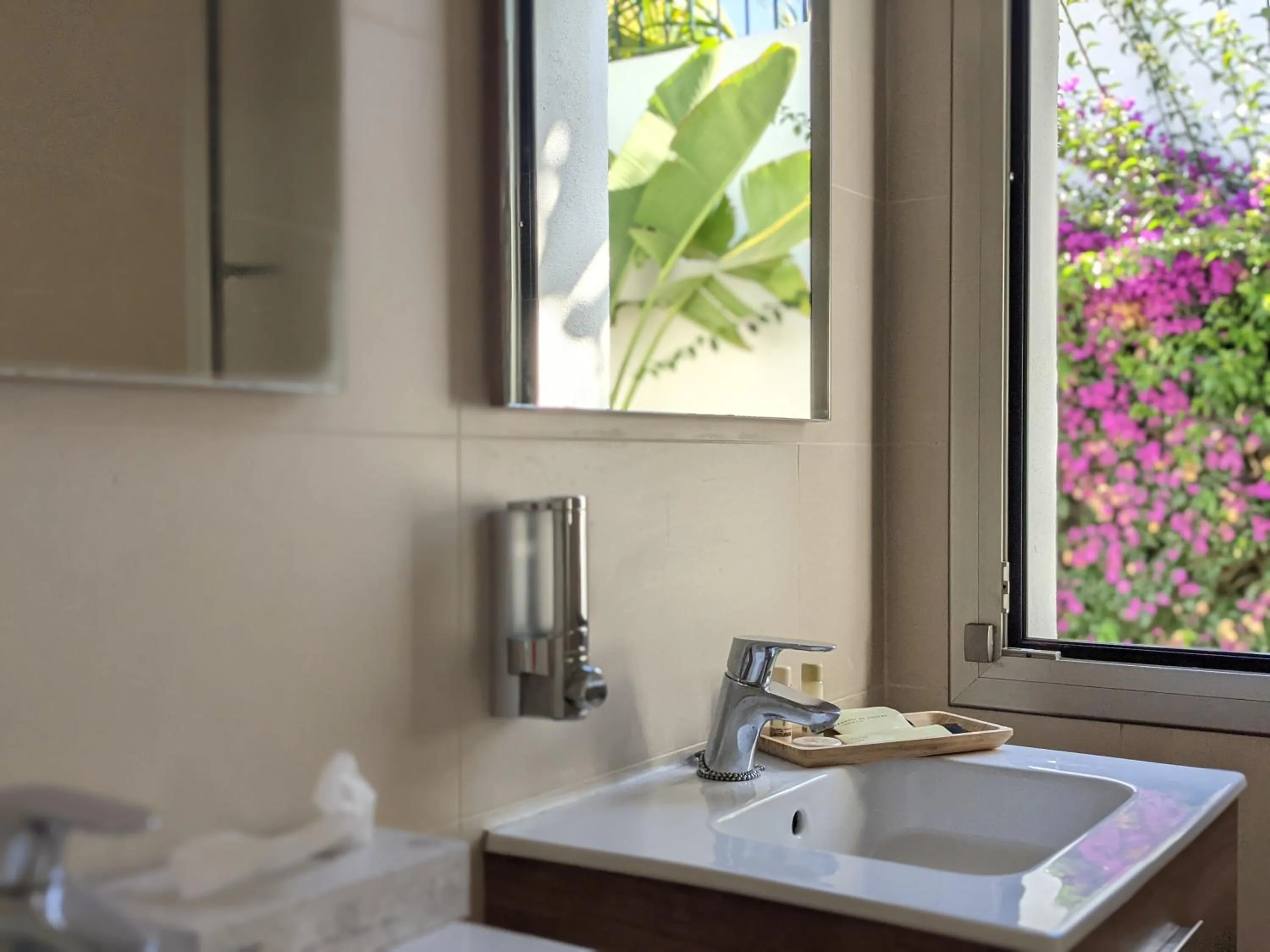 Bathroom in Coral Beach Aparthotel