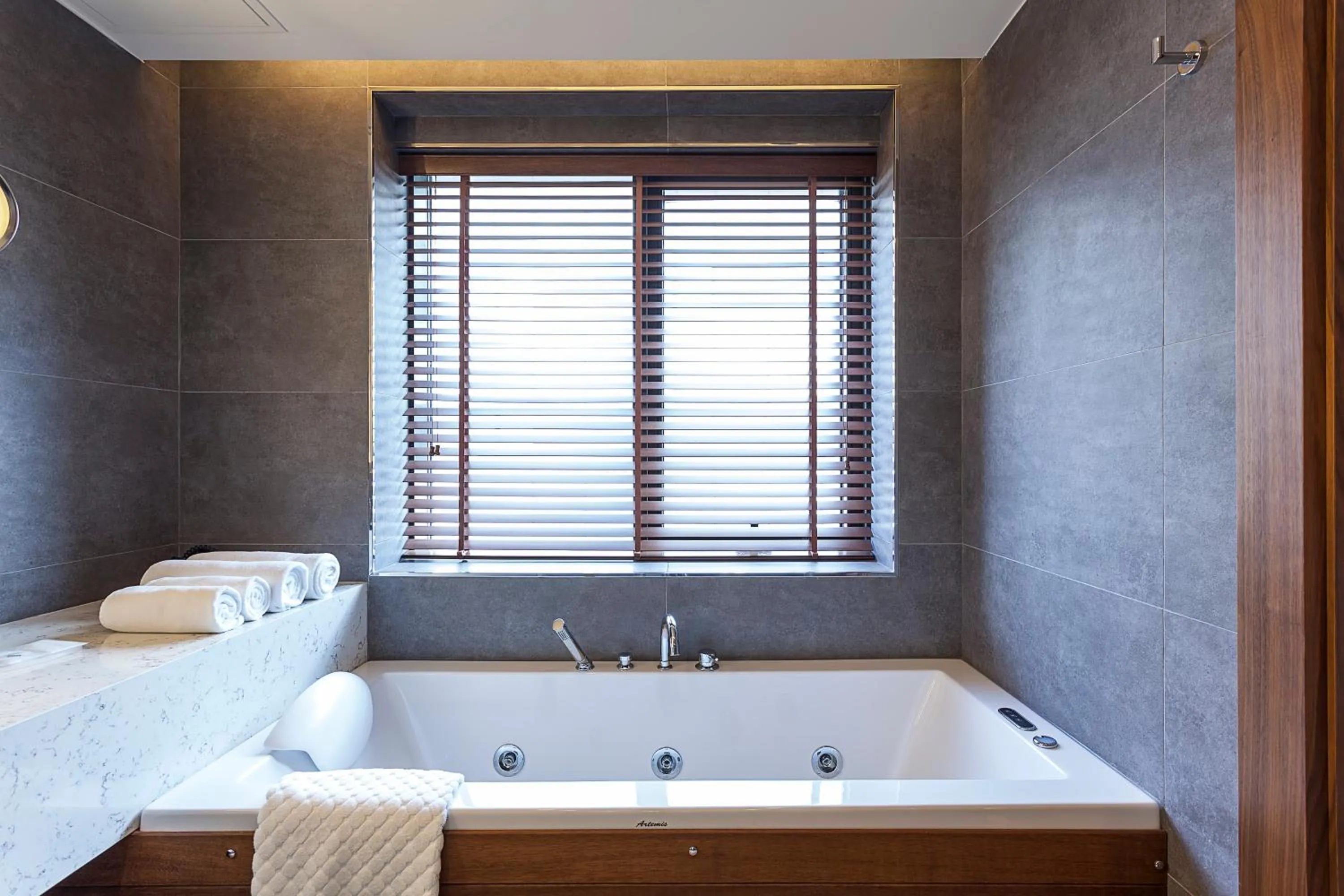 Hot Tub in Bof Hotels Business