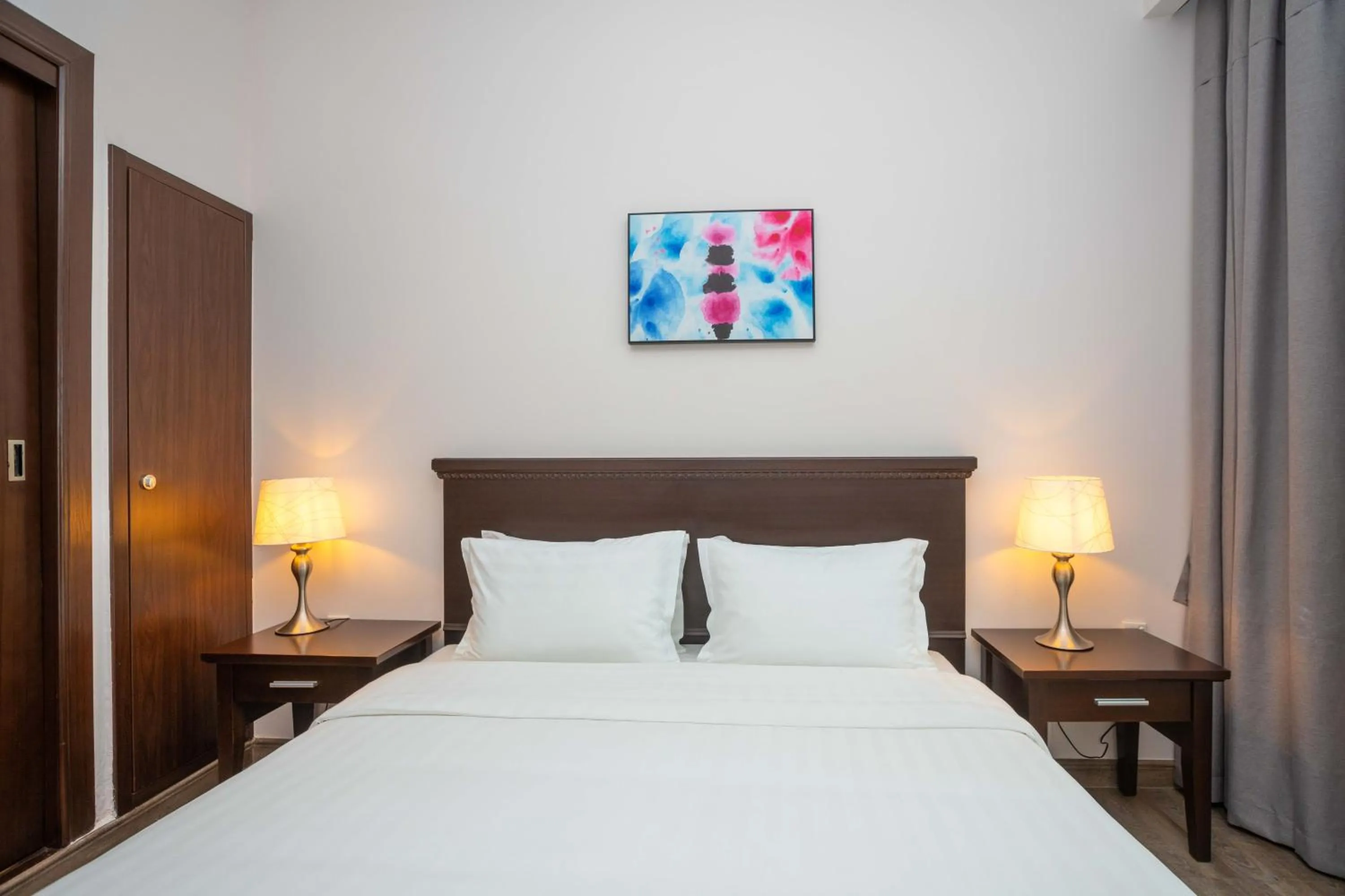 Bed in Ezdan Residence