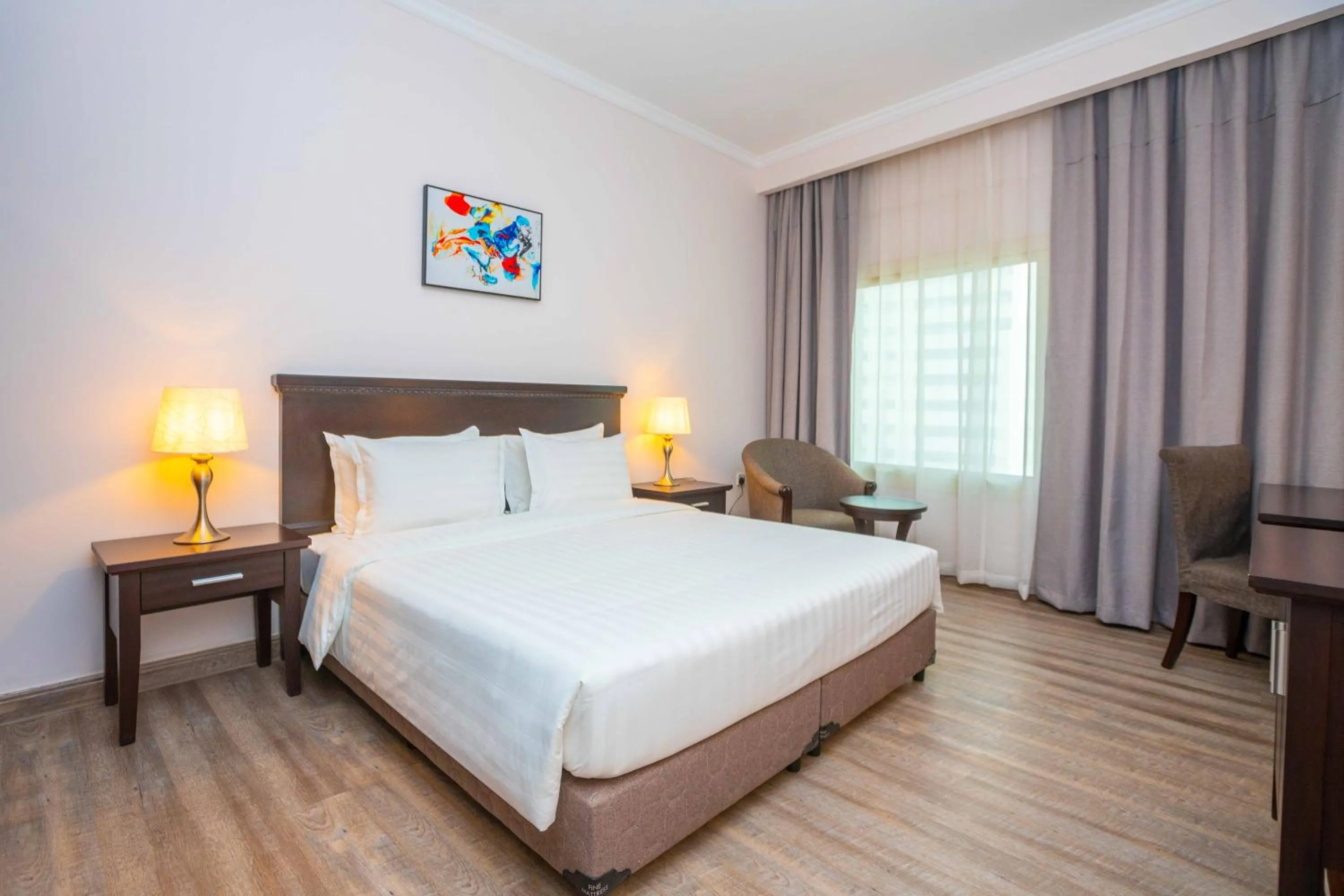Bedroom, Bed in Ezdan Residence