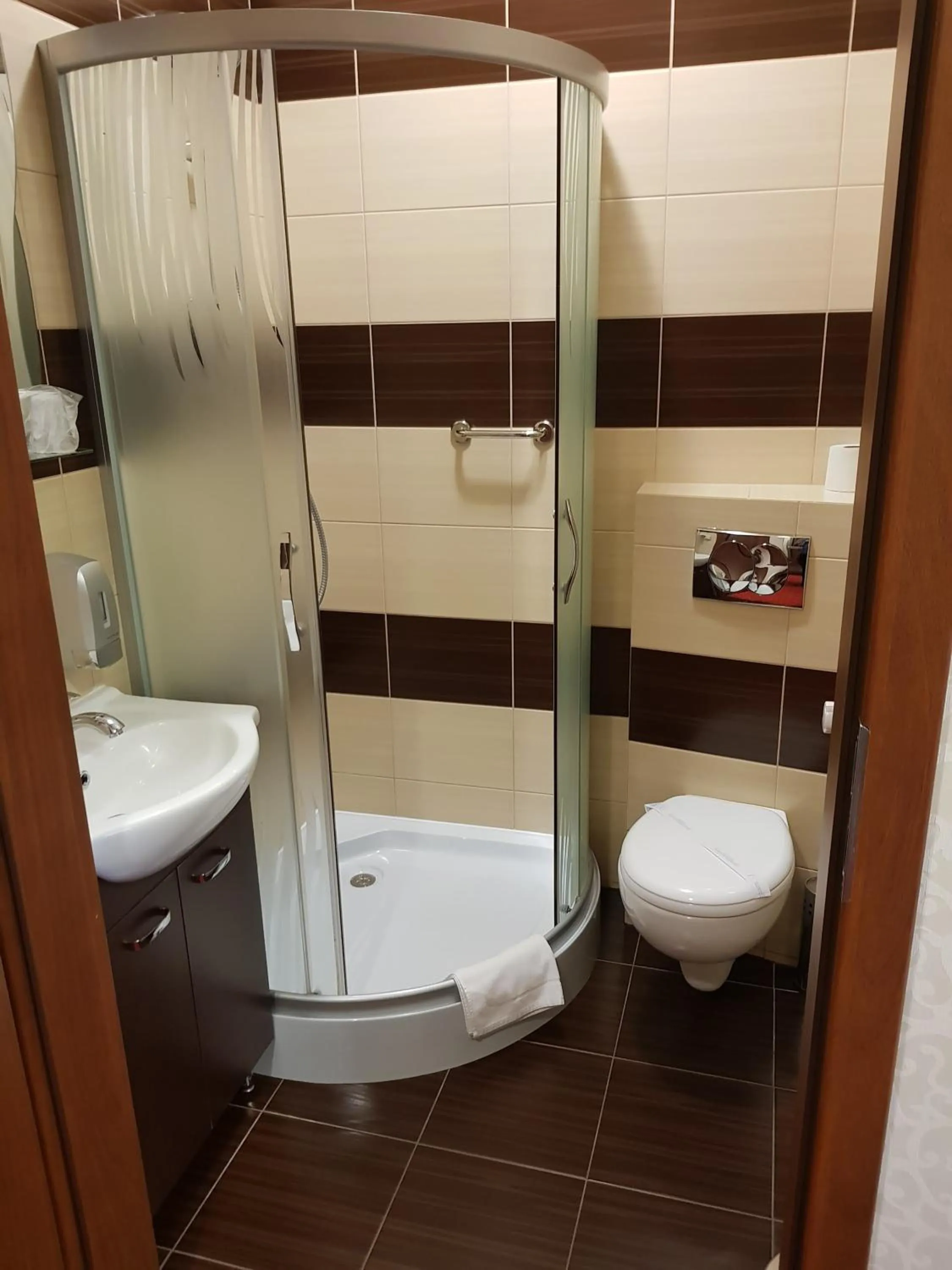 Shower in Hotel Stara Gorzelnia