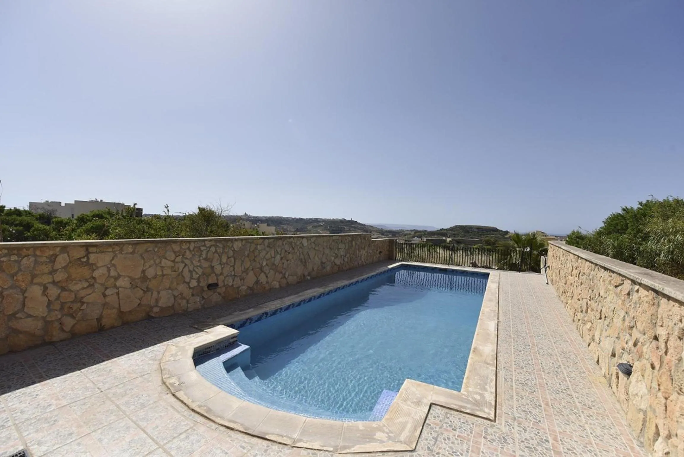 BBQ facilities in Ta' Karkar Villa Bed and Breakfast