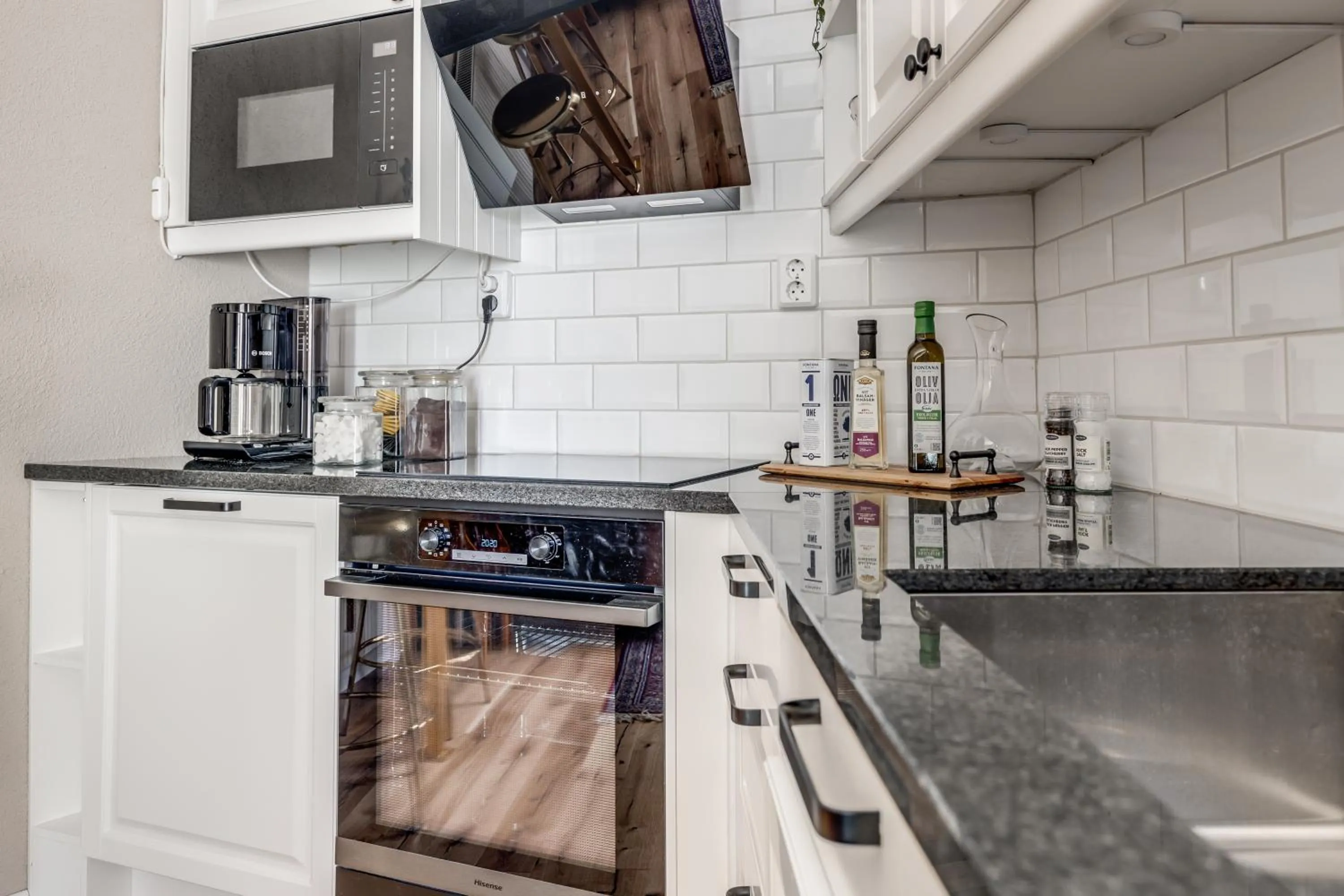 kitchen in Cameo Boutique Hotell