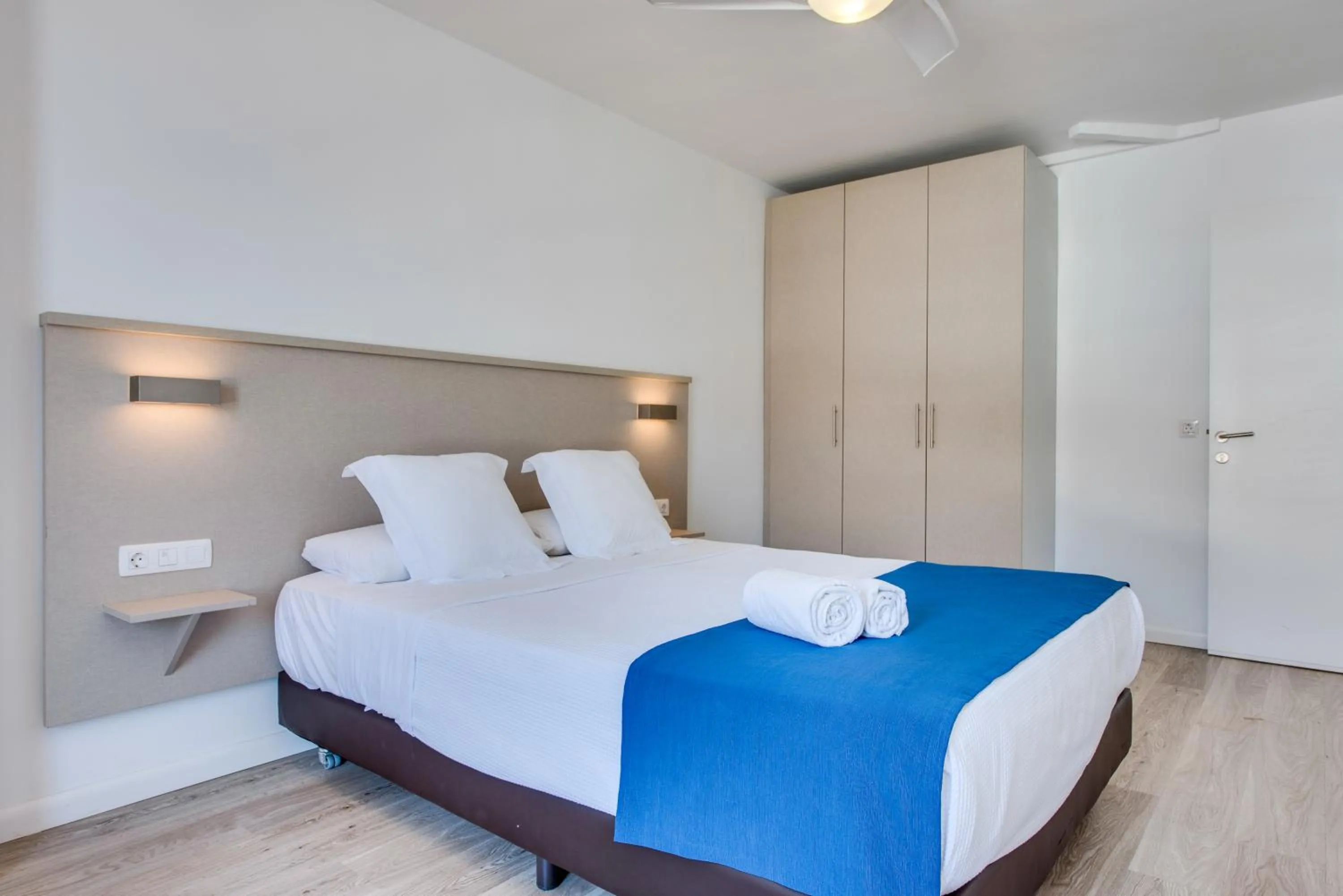 Bedroom, Bed in Vigilia Park