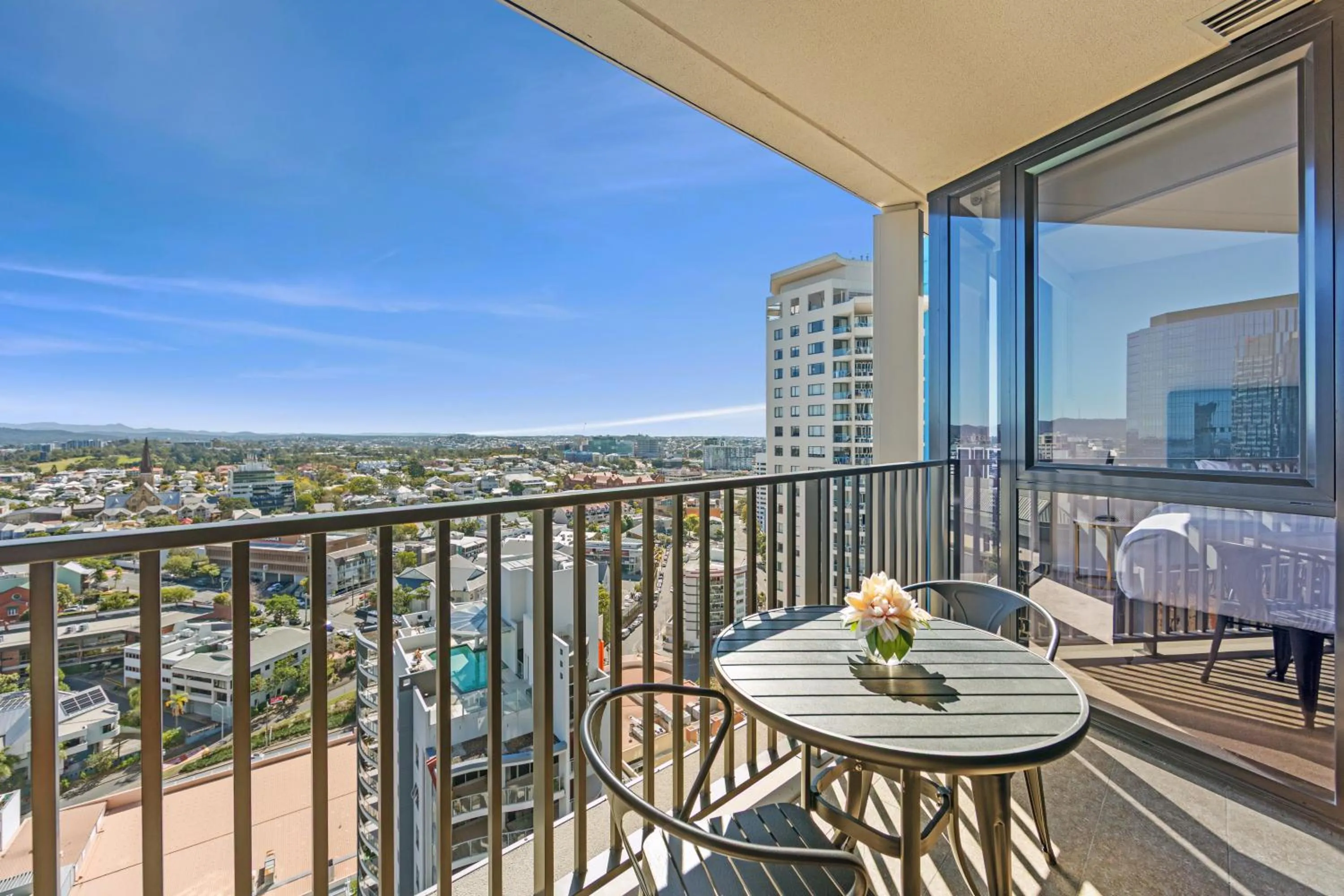 Day in Spire Residences by CLLIX