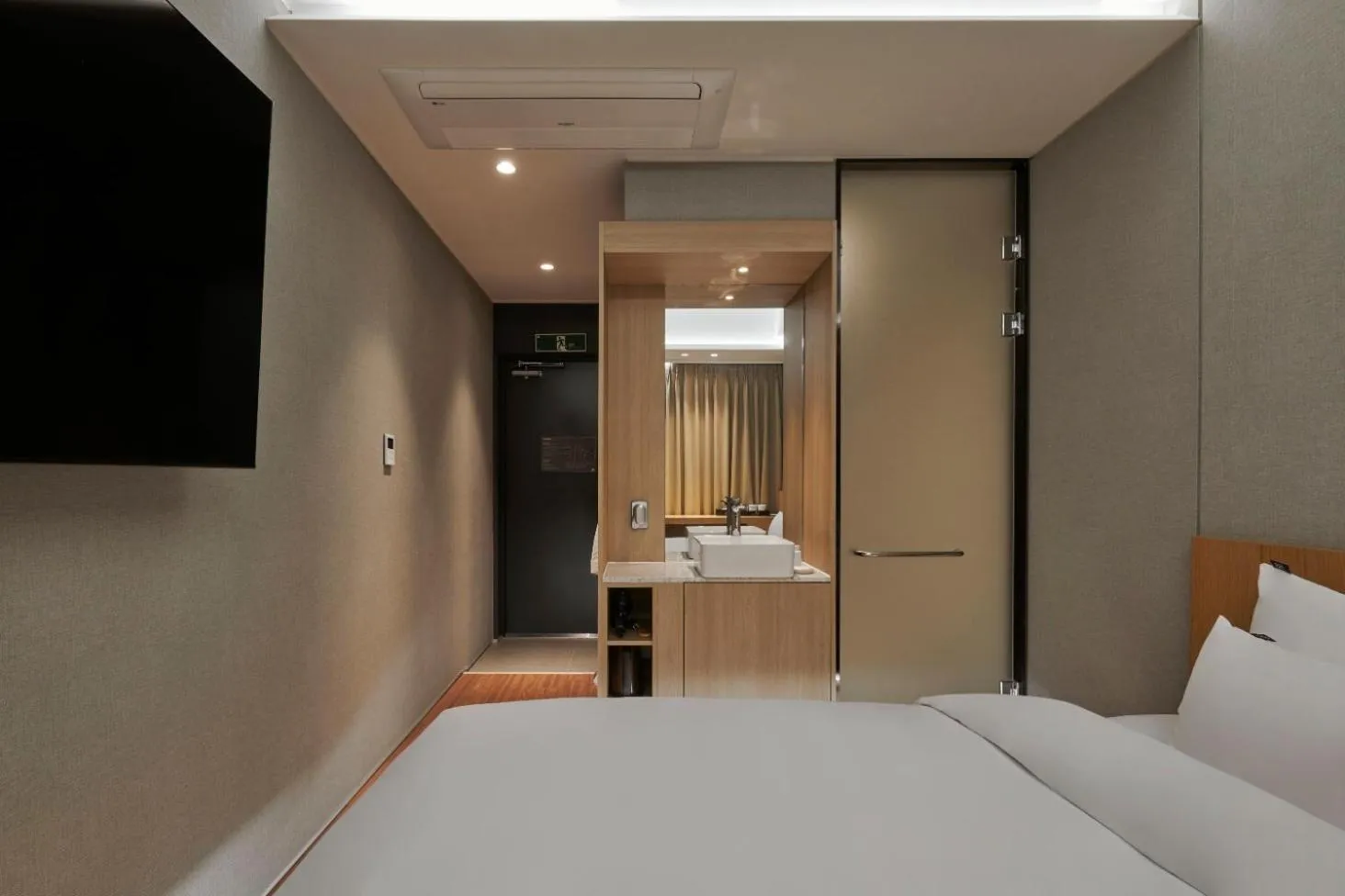 Bedroom, Bed in 88Hotel