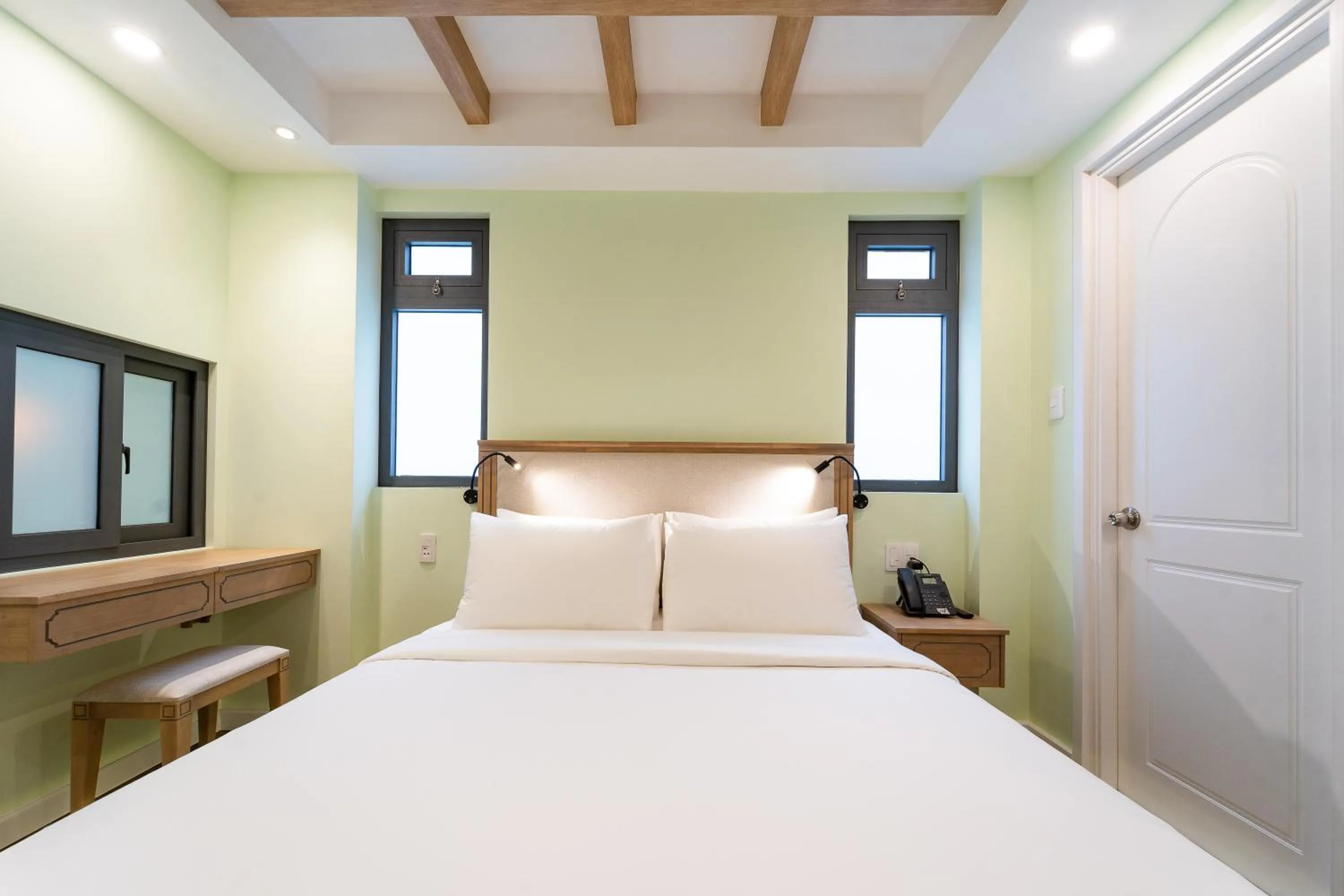 TV and multimedia, Bed in Nicecy Hotel - Trương Quyền