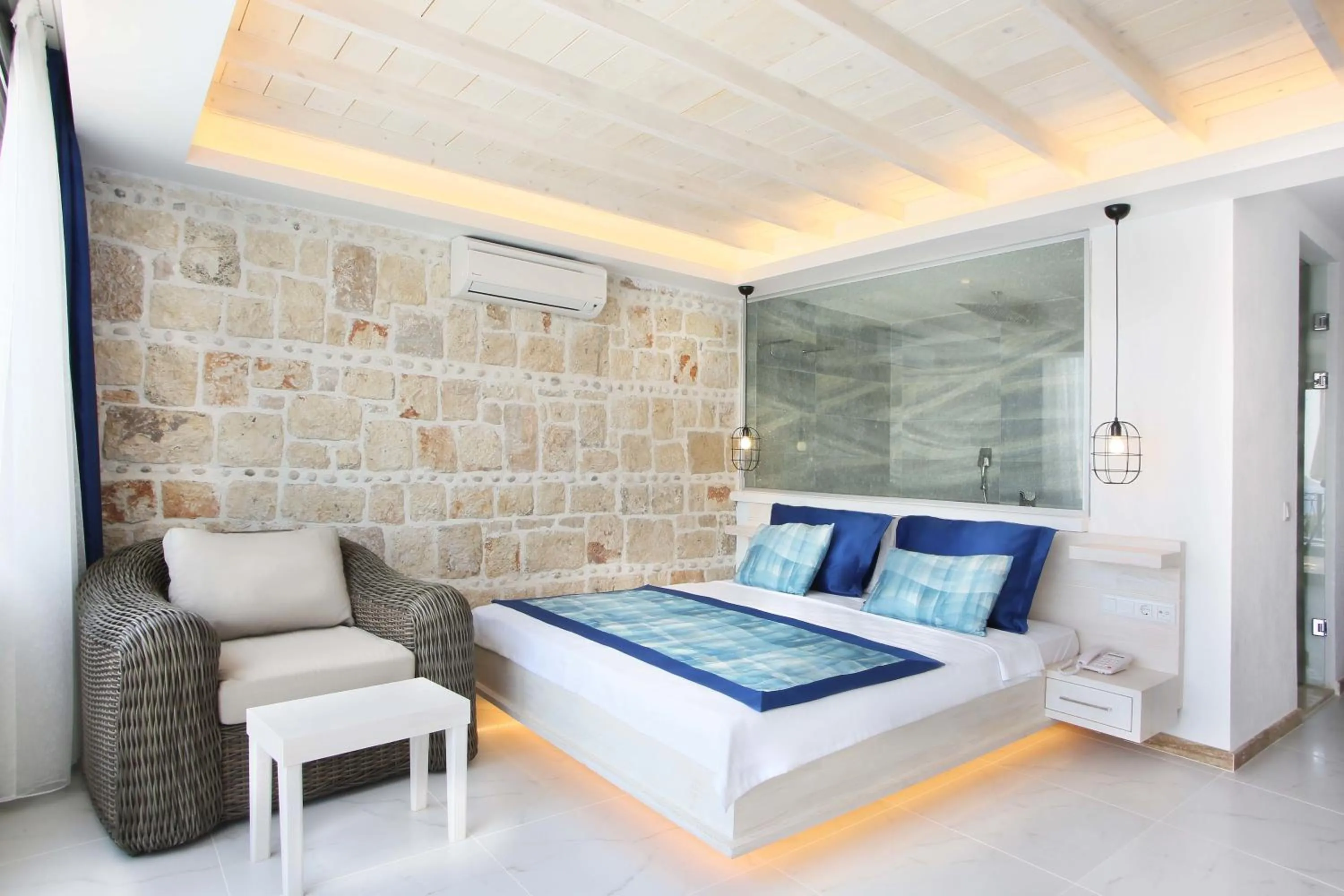 Photo of the whole room in Nur Beach Hotel