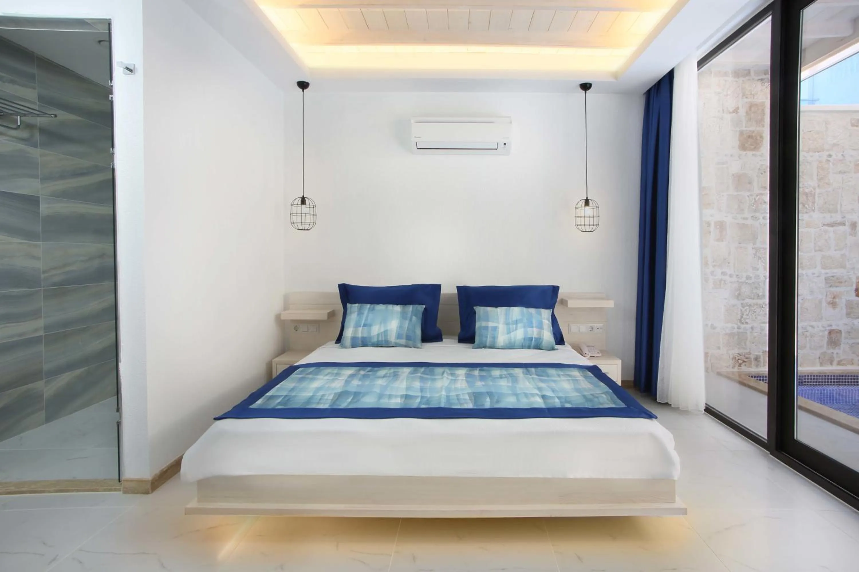 Photo of the whole room in Nur Beach Hotel