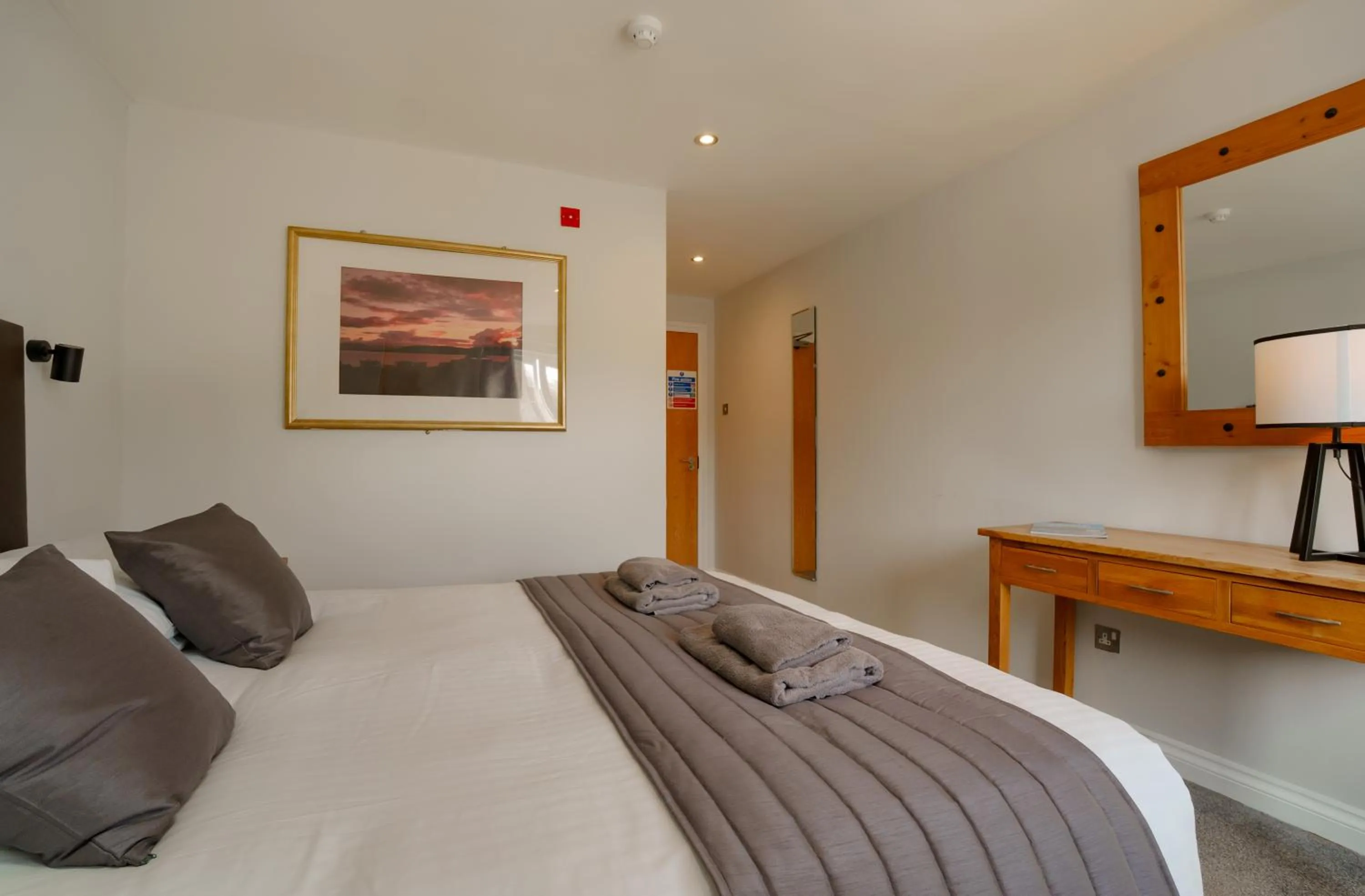 Double Room in Oyster Inn Connel