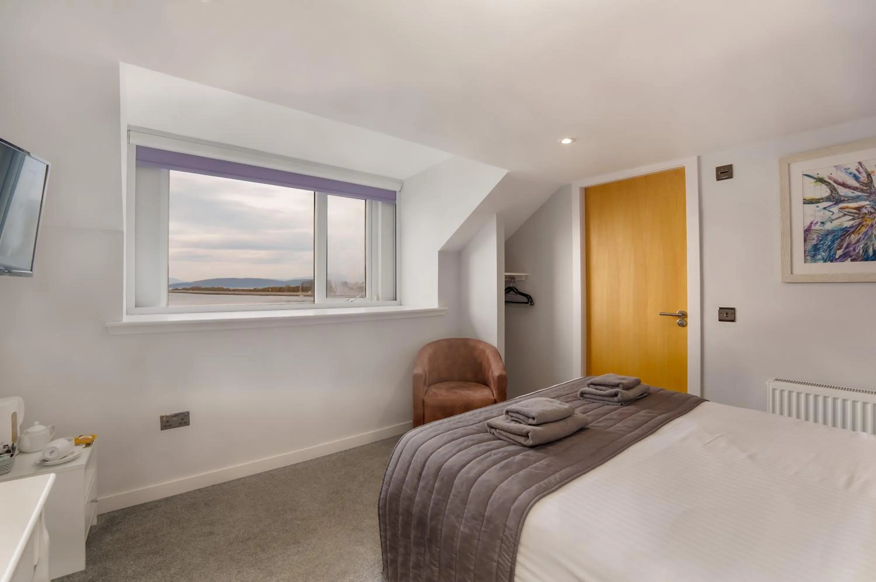 Bed in Oyster Inn Connel