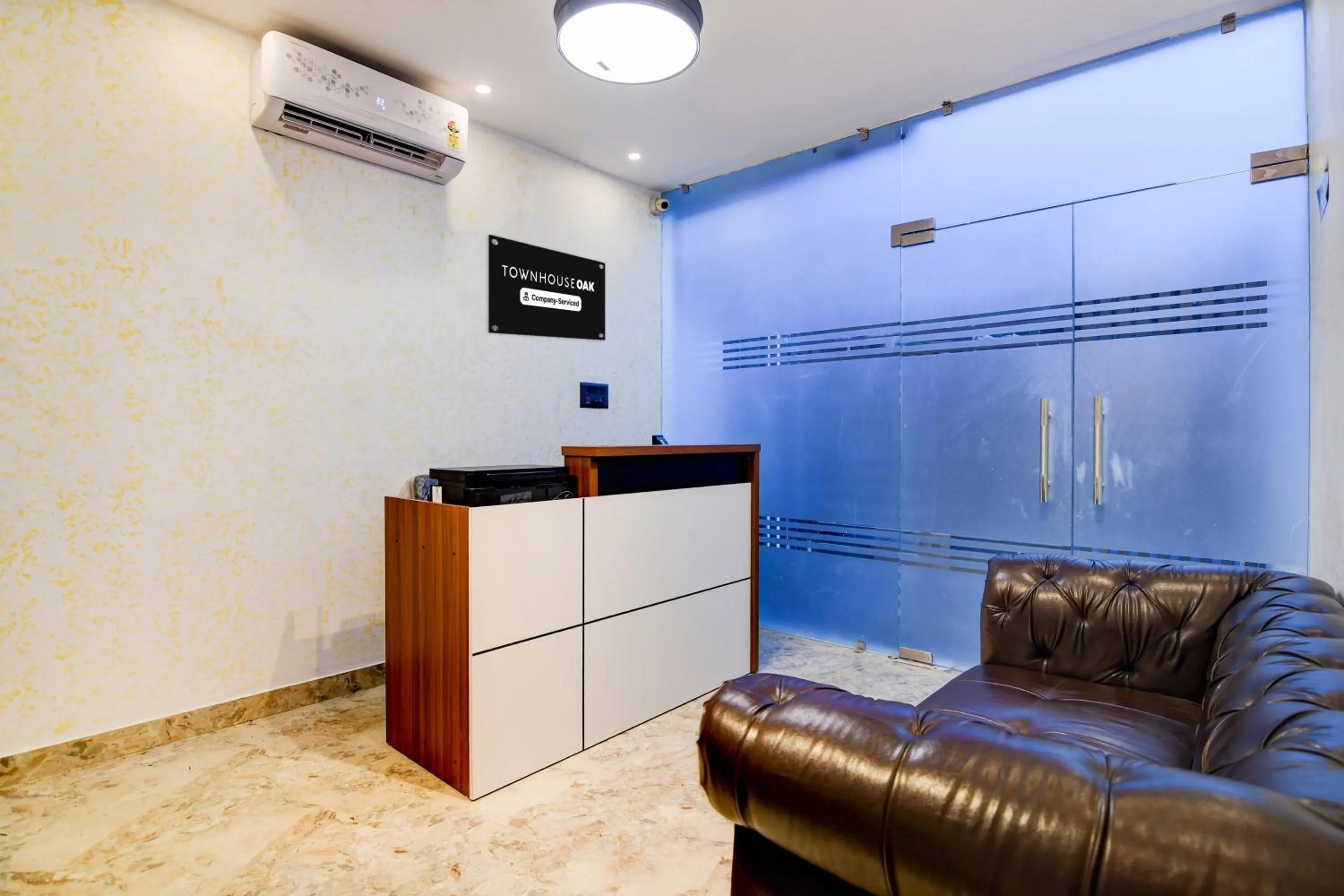 Super Townhouse Oak Sealdah Railway Station Near Creek Row