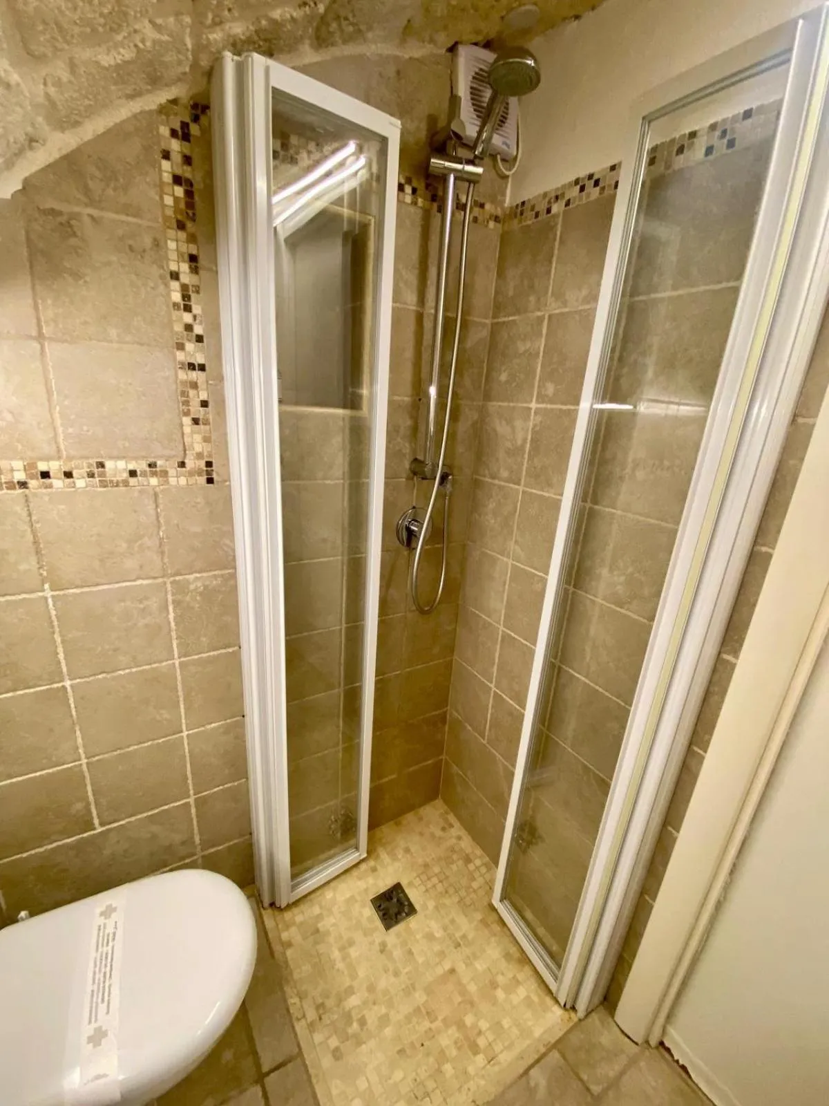 Shower in Casa Felice