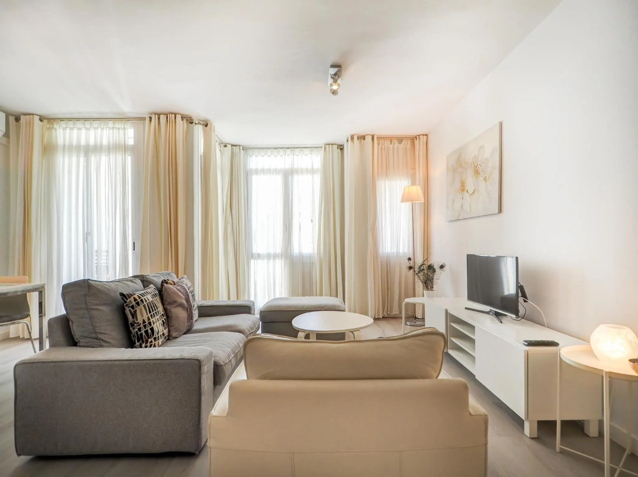 Warm Sands Apartment by Hello Homes Sitges