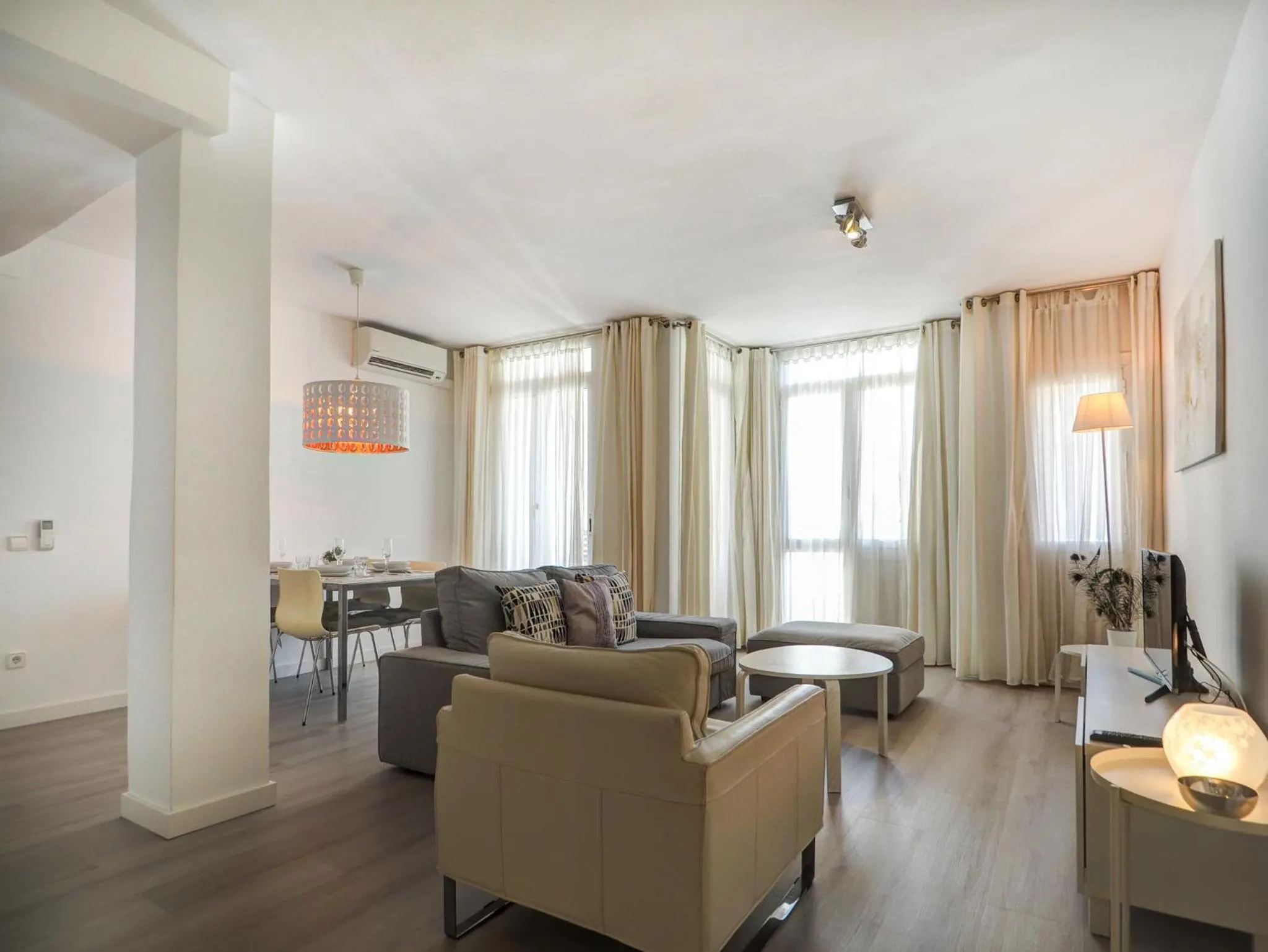 Warm Sands Apartment by Hello Homes Sitges