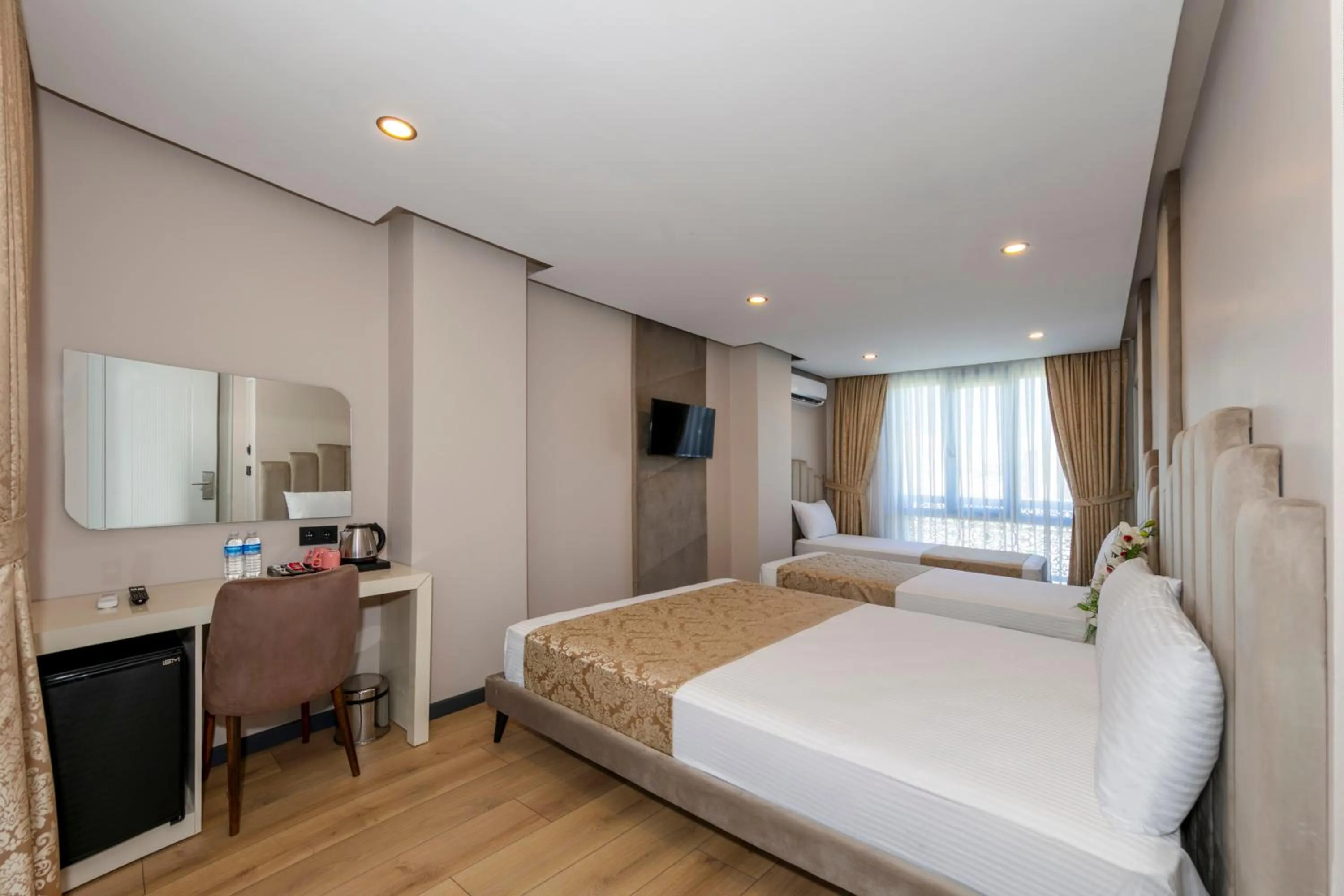 Photo of the whole room, Bed in HillTown Airport Hotel & Restaurant