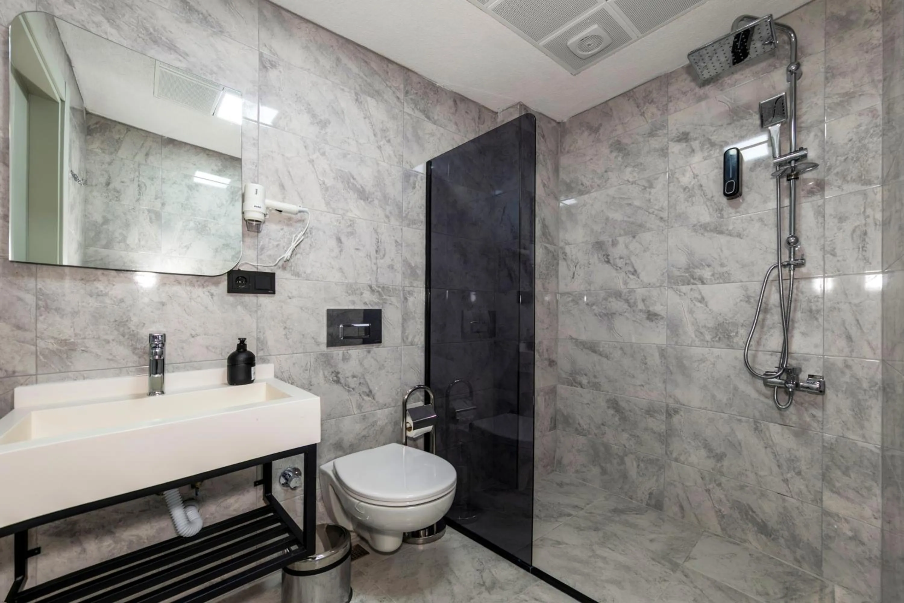 Bathroom in HillTown Airport Hotel & Restaurant