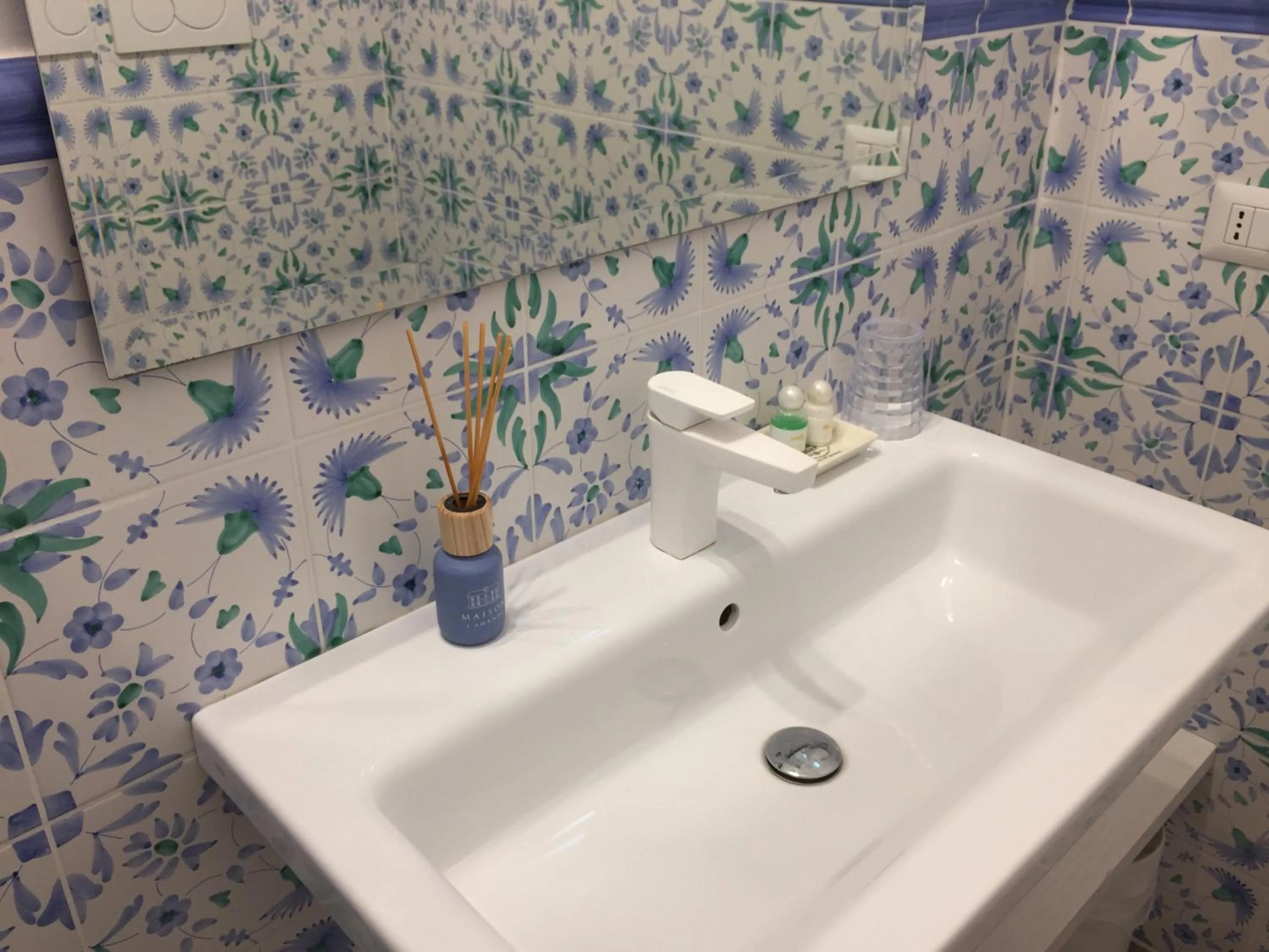 Bathroom in Bed and Breakfast Country Cottage