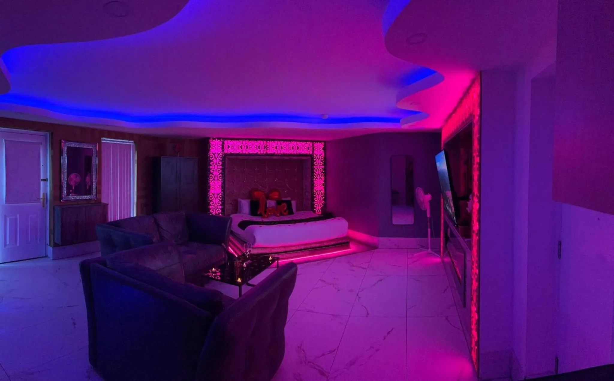 Bedroom in Mansa Apartments