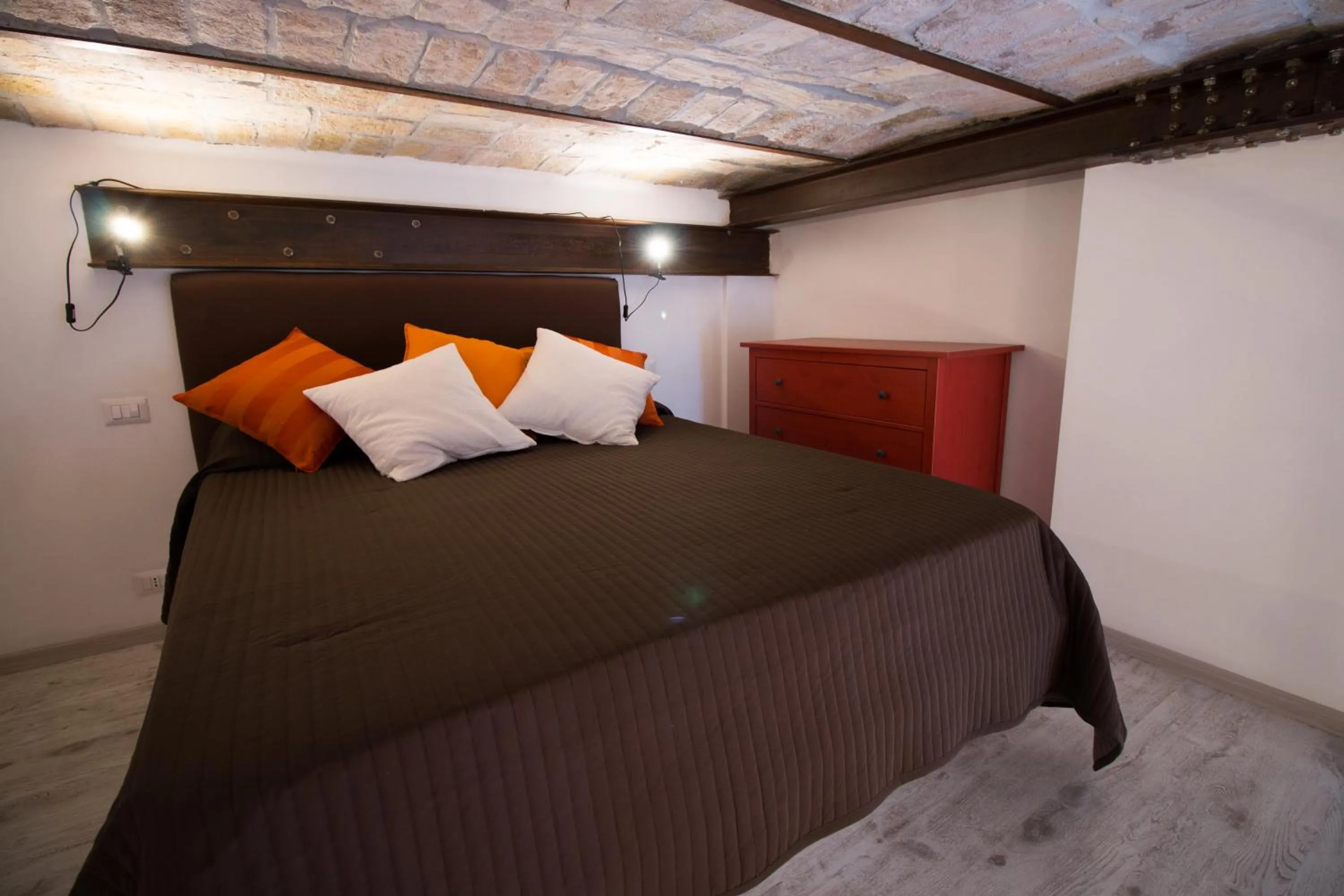 Bedroom, Bed in Inner House