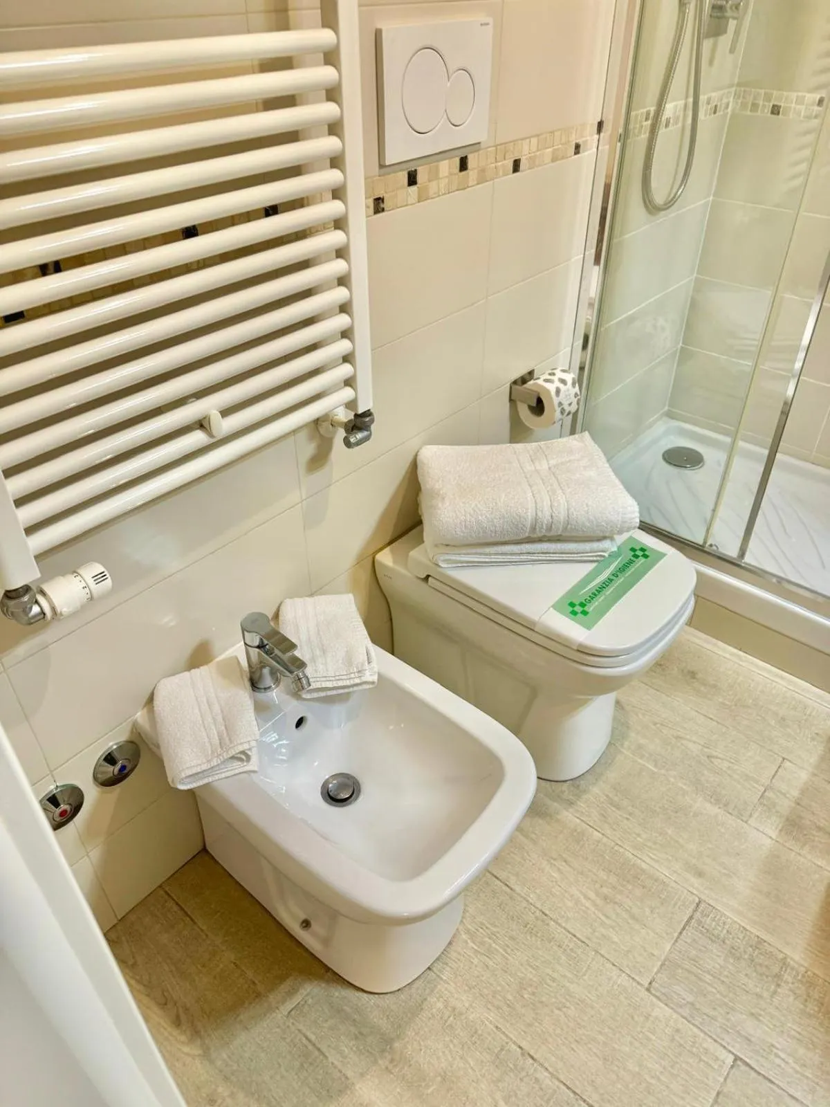 Shower in B&B Fortuny