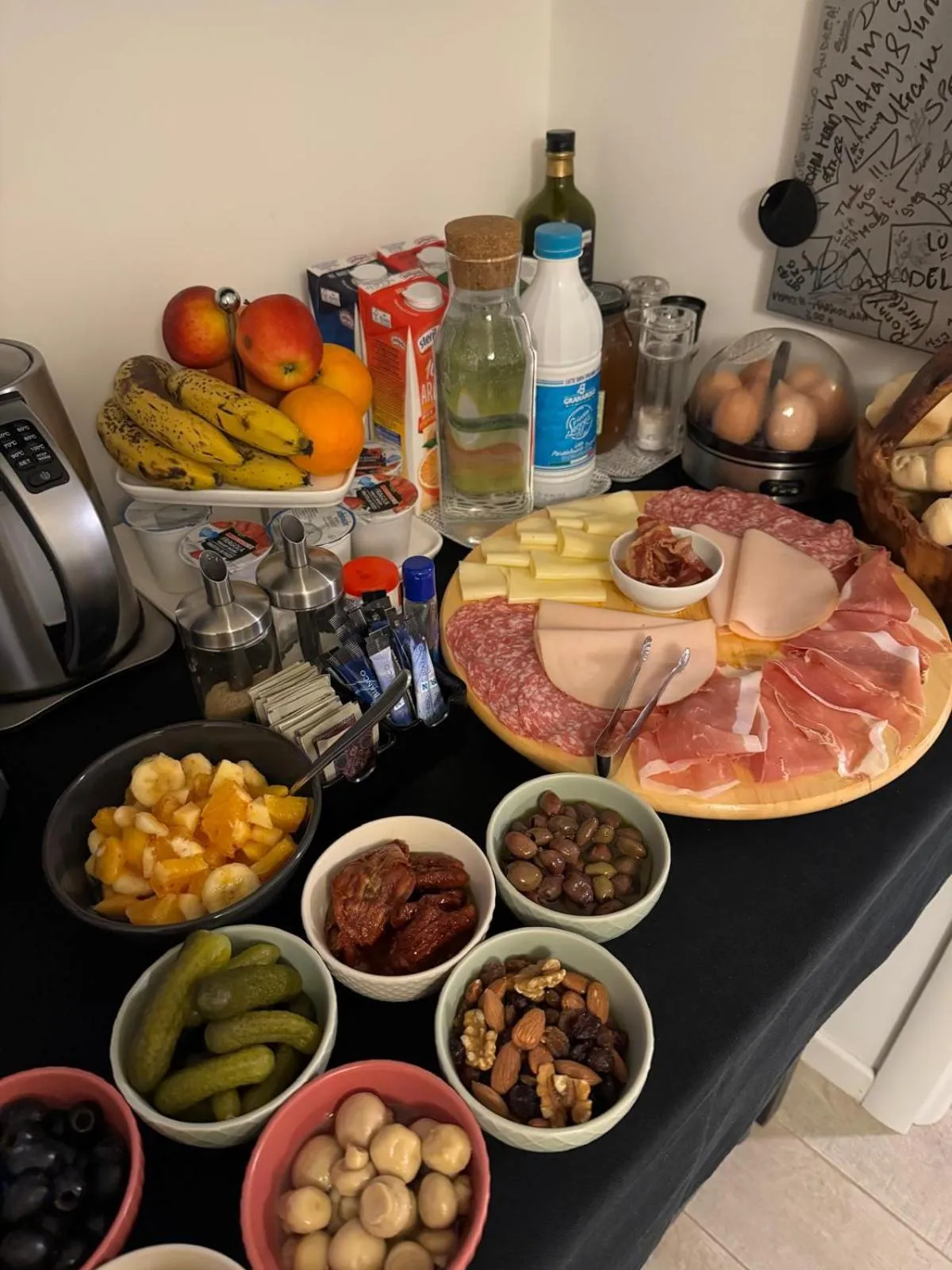 Food and drinks in B&B Fortuny