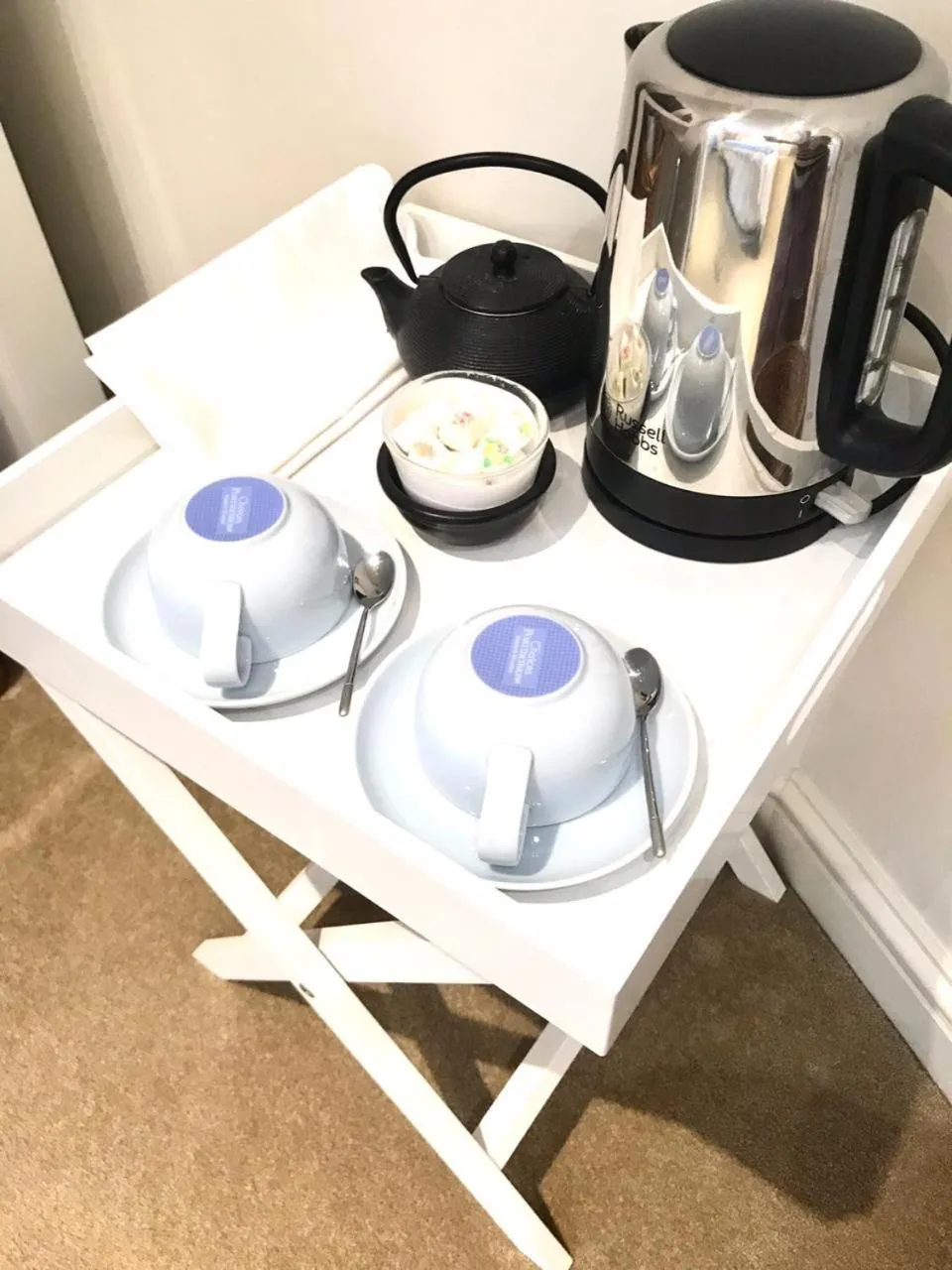 Coffee/tea facilities in College View