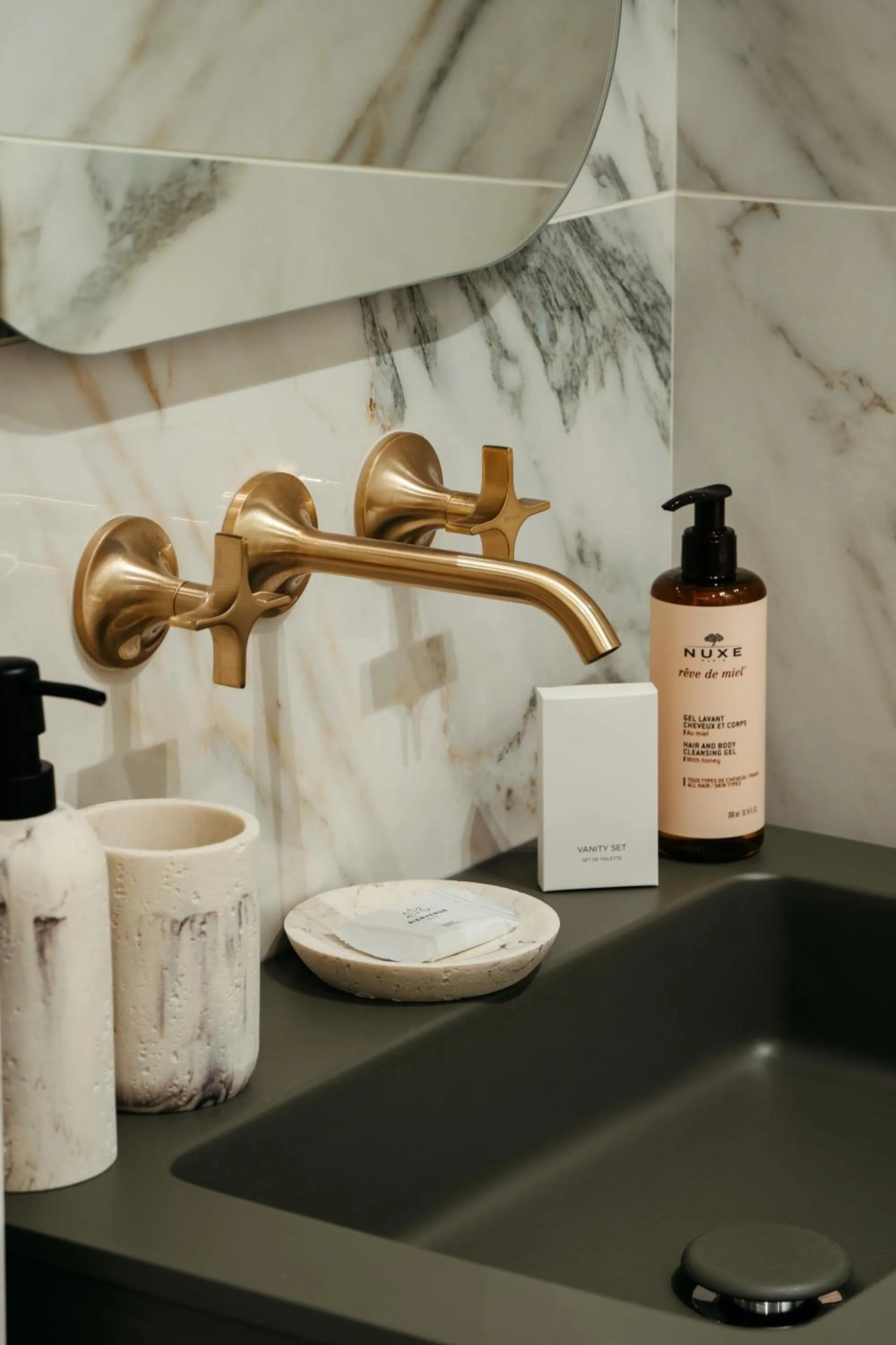 Bathroom in Léon Hôtel